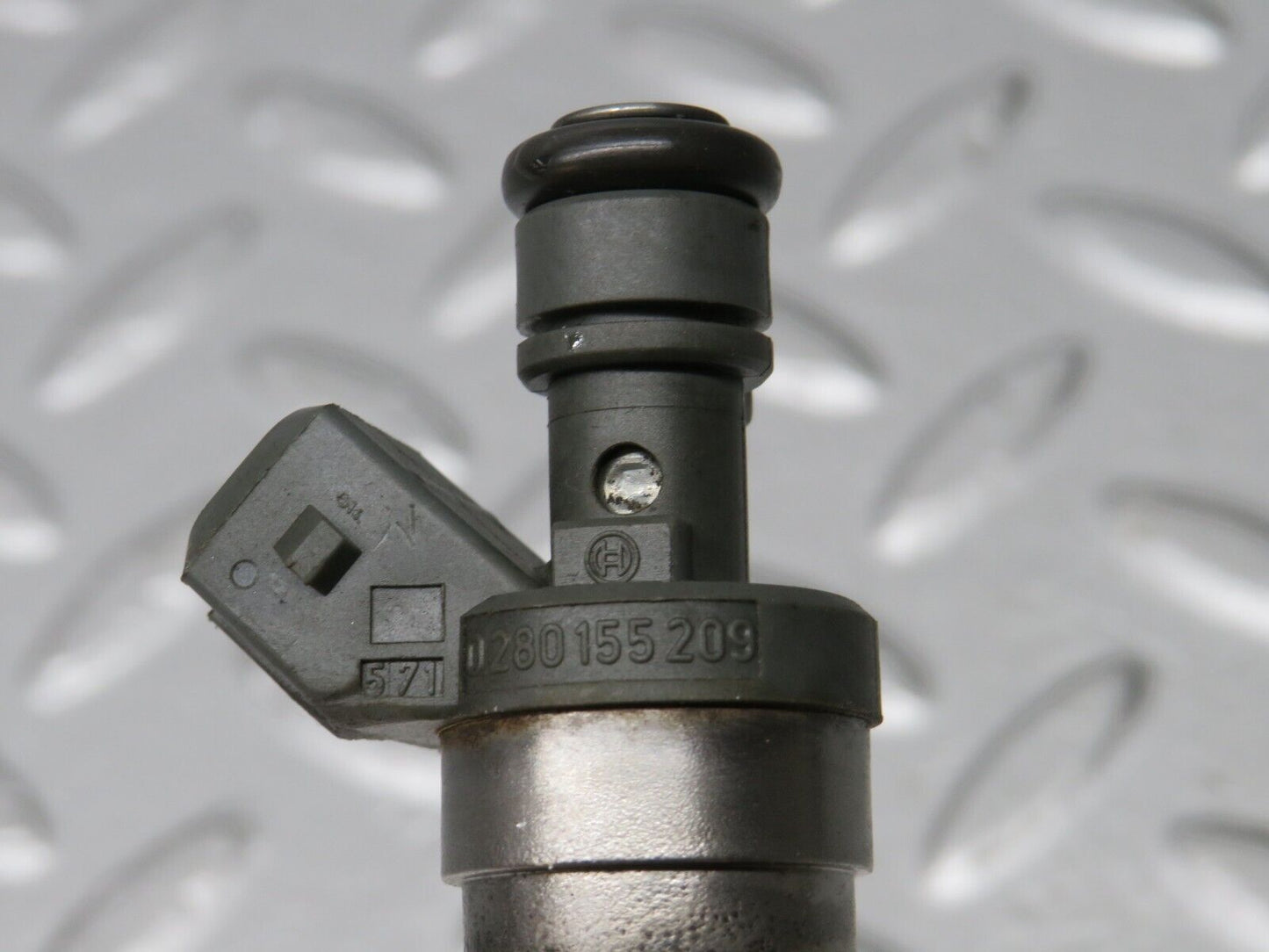 39424 Mercedes-Benz R129 320SL Coupe Fuel Injector Bosch 0000787323 0280155209