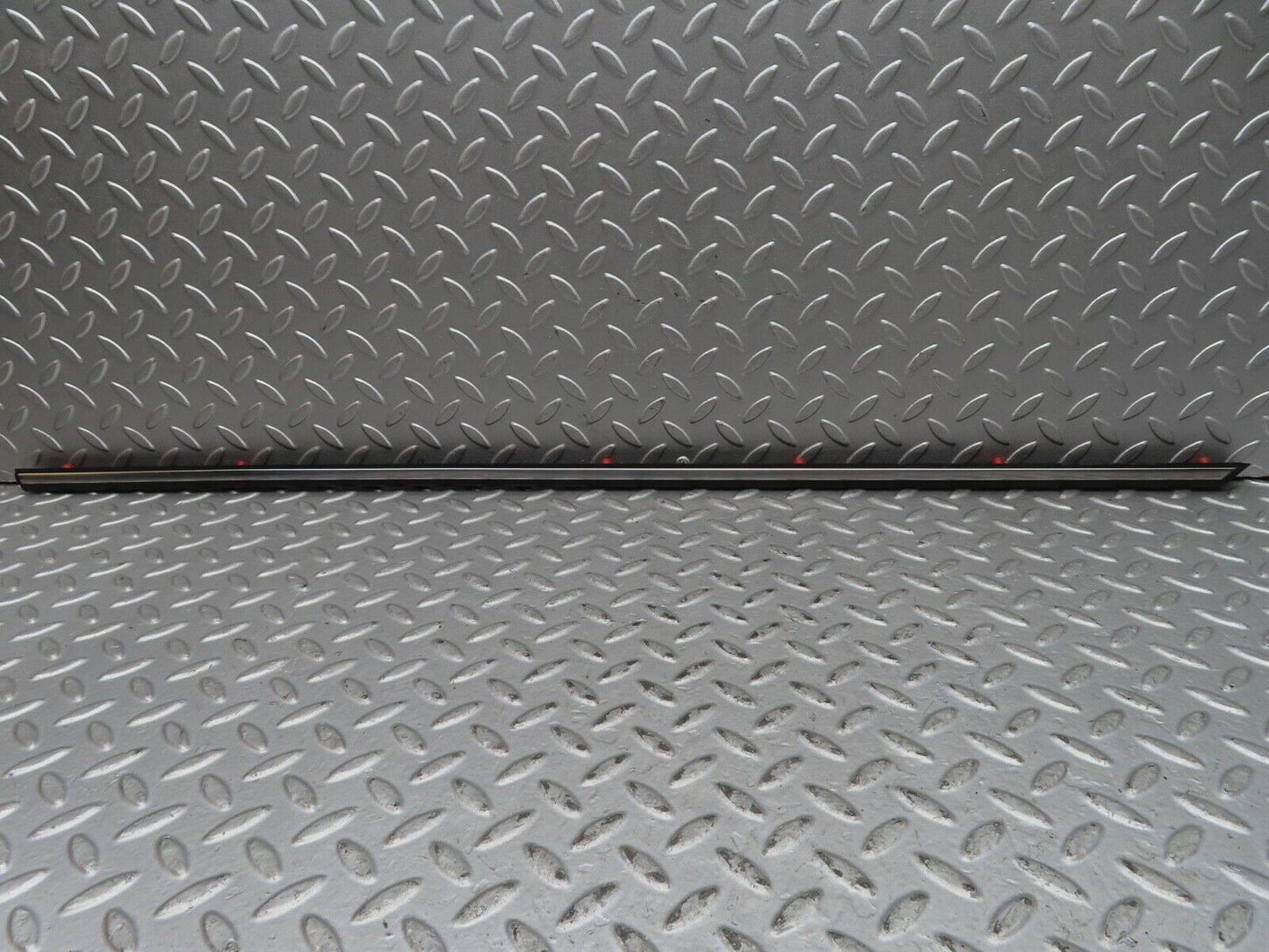 15833 Mercedes-Benz W123 280E Rear Right Door Centre Moulding Trim