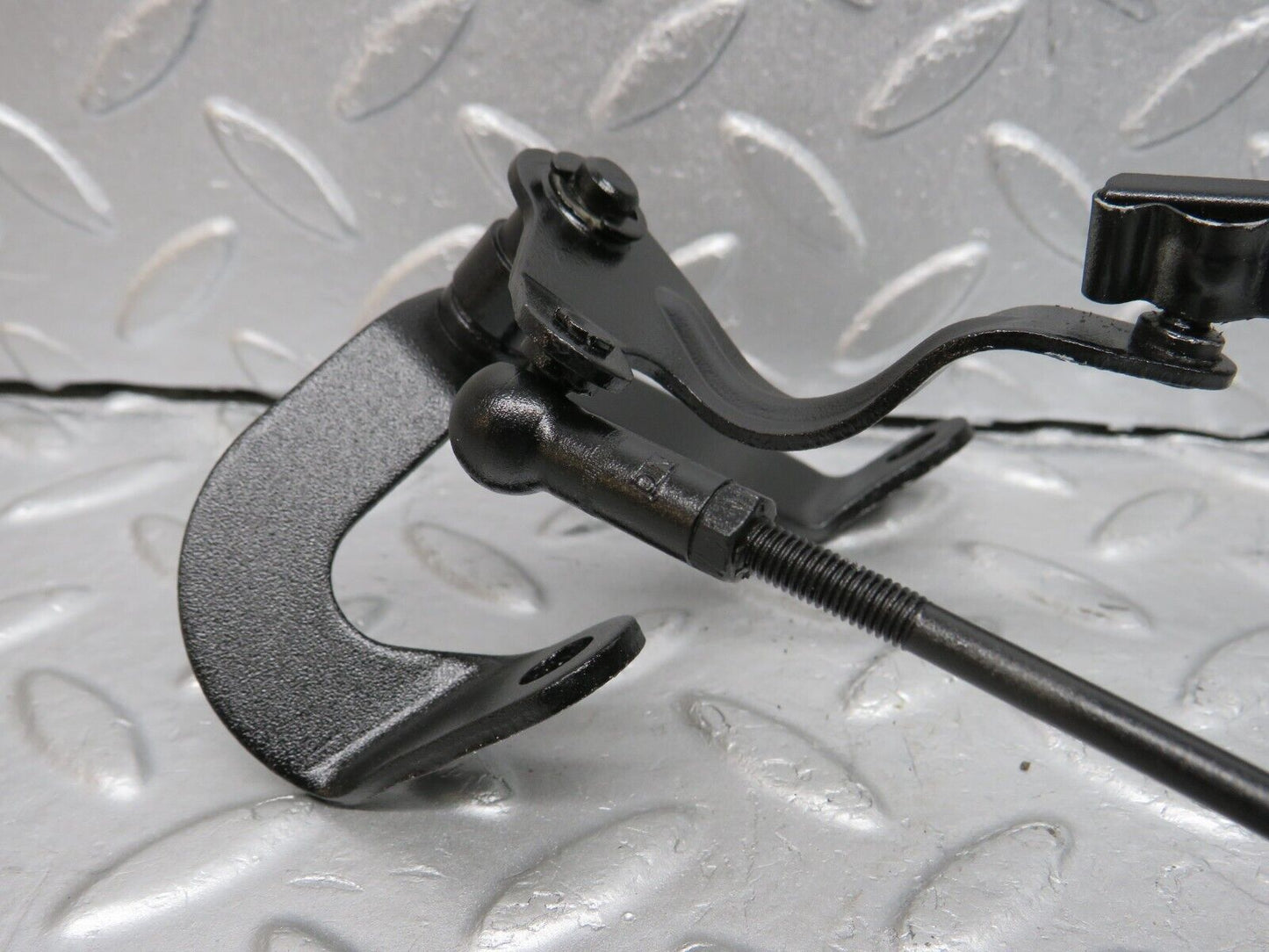 40133 Mercedes-Benz R107 350SL Coupe Throttle Linkage