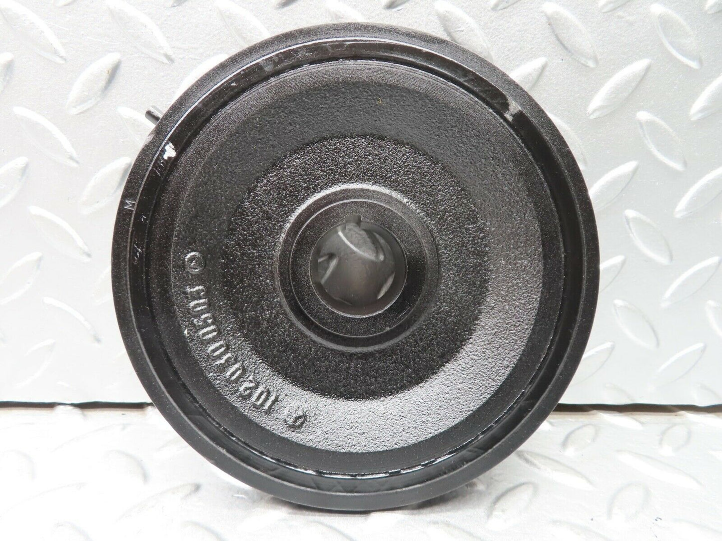 21286 Mercedes-Benz W123 230E Crankshaft Vibration Damper Pulley 1020300503