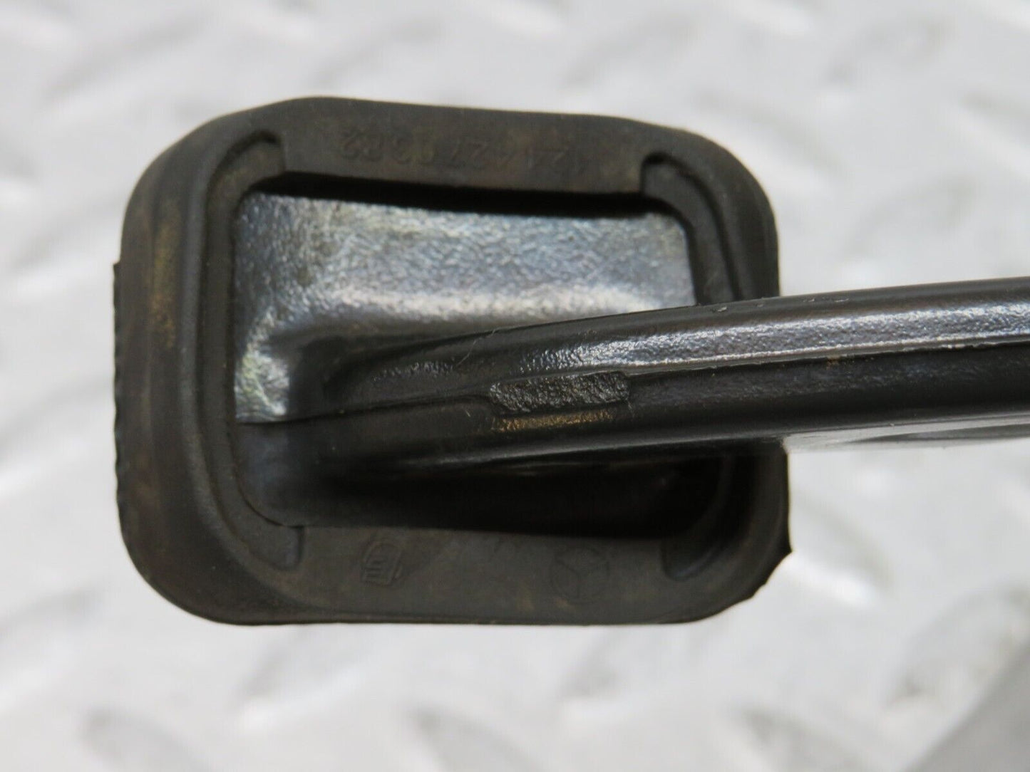 34927 Mercedes-Benz W210 320E Parking Brake Pedal 2024270136 2024270101