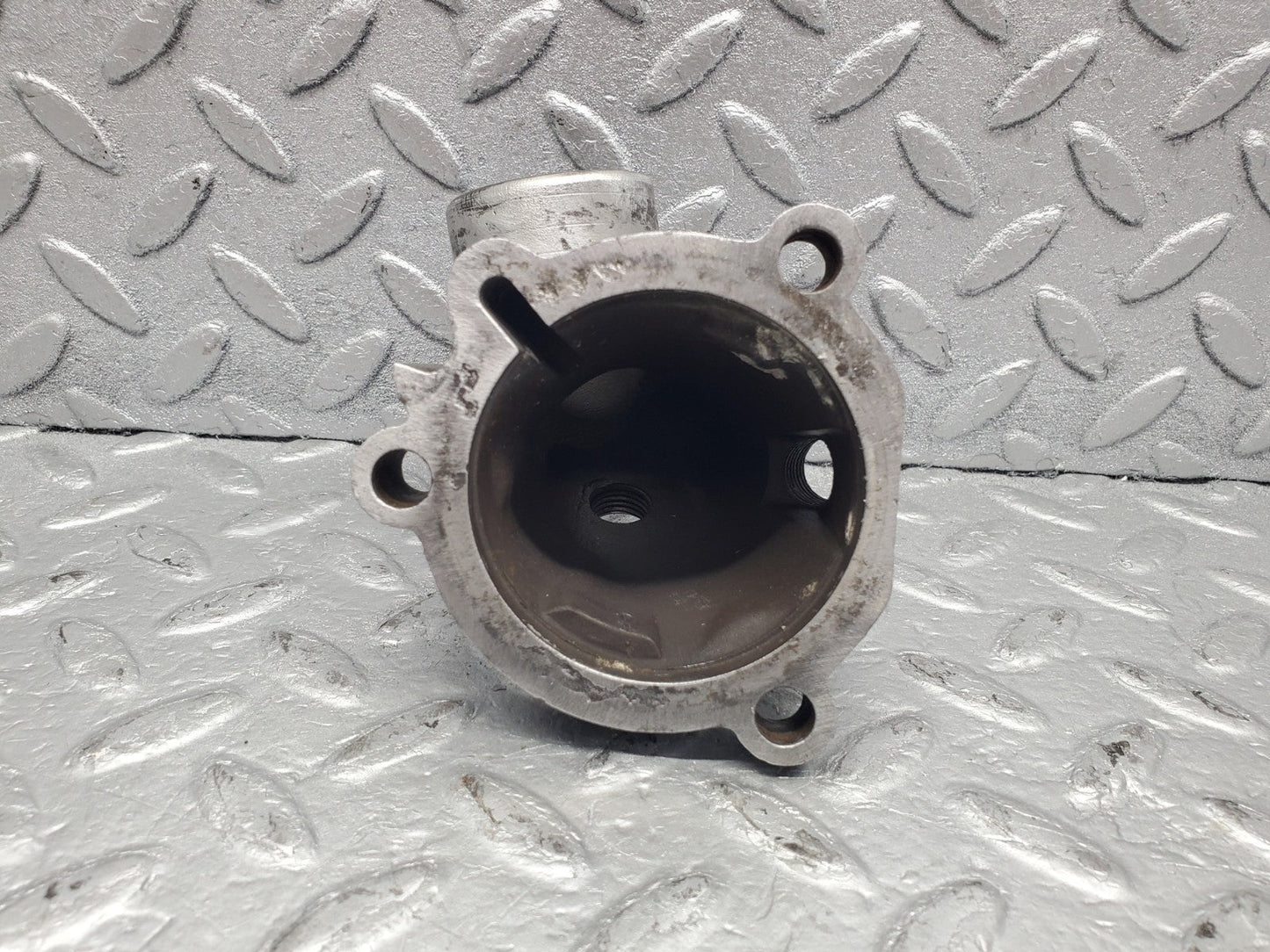 W126 Coupe water pump flange used OEM
