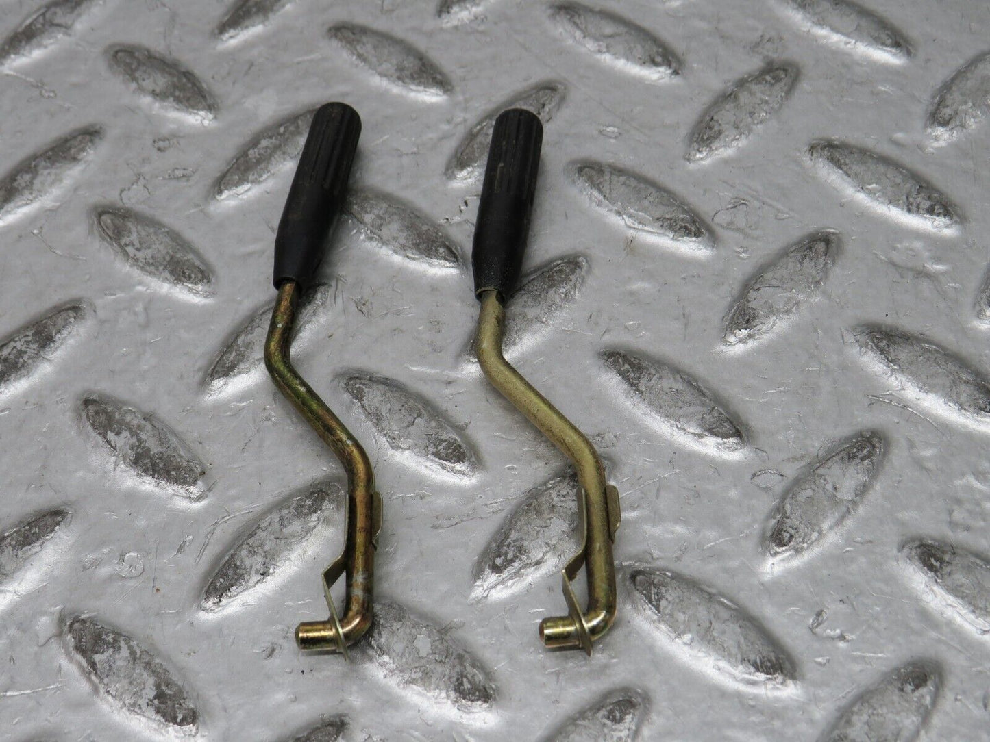 28874 Mercedes-Benz W123 230E Front Door Lock Knob Pair