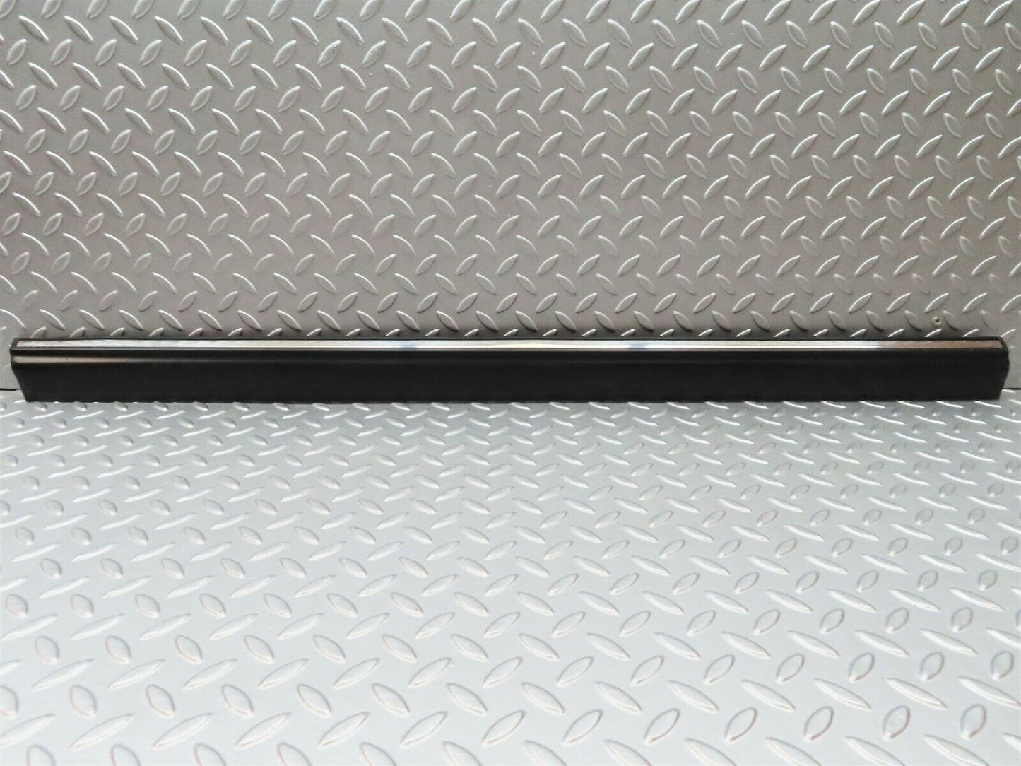 3697 Mercedes-Benz S123 200T Wagon Front Left Door Lower Trim
