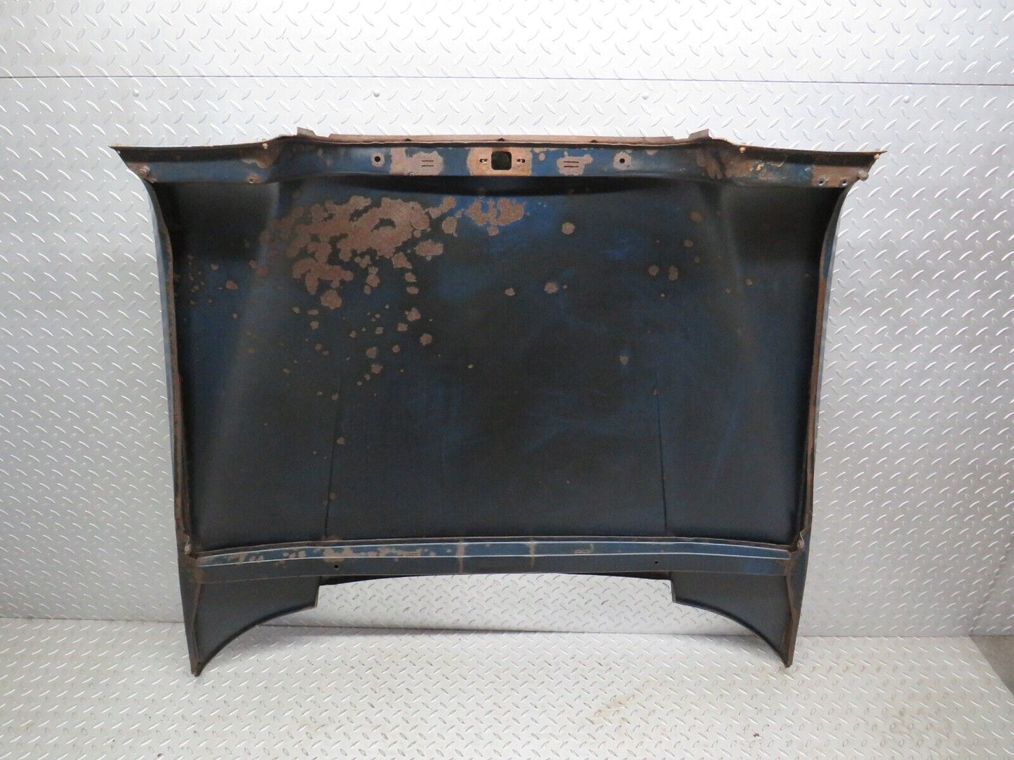 40522 Mercedes-Benz W110 230 Bonnet