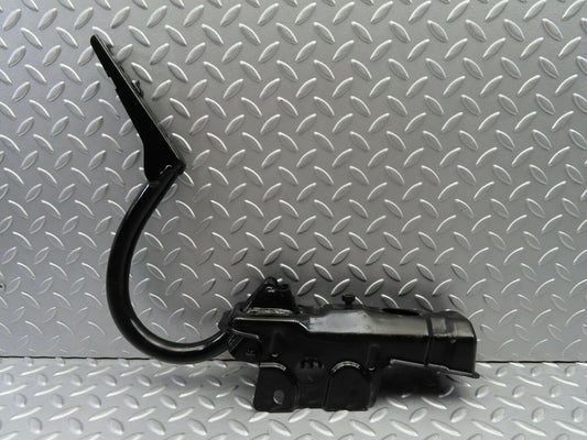 6422 Mercedes-Benz W126 380SE Trunk Lid Hinge Right Side