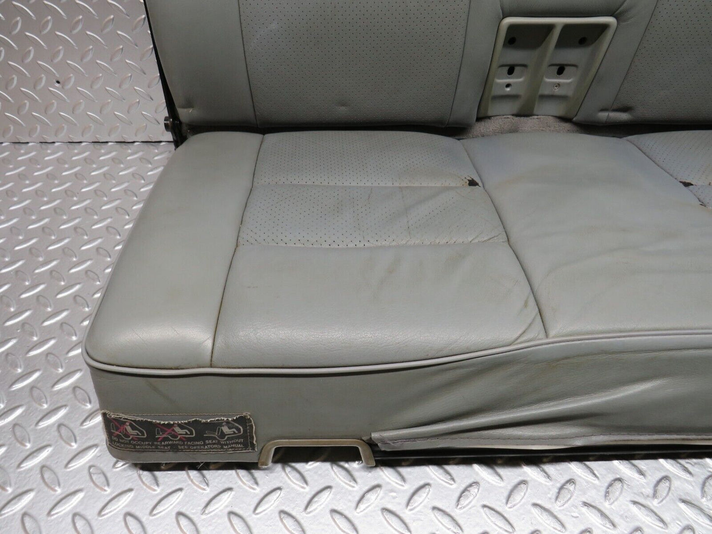 31500 Mercedes-Benz S124 220TE Wagon Third Seat Bench 1249300194