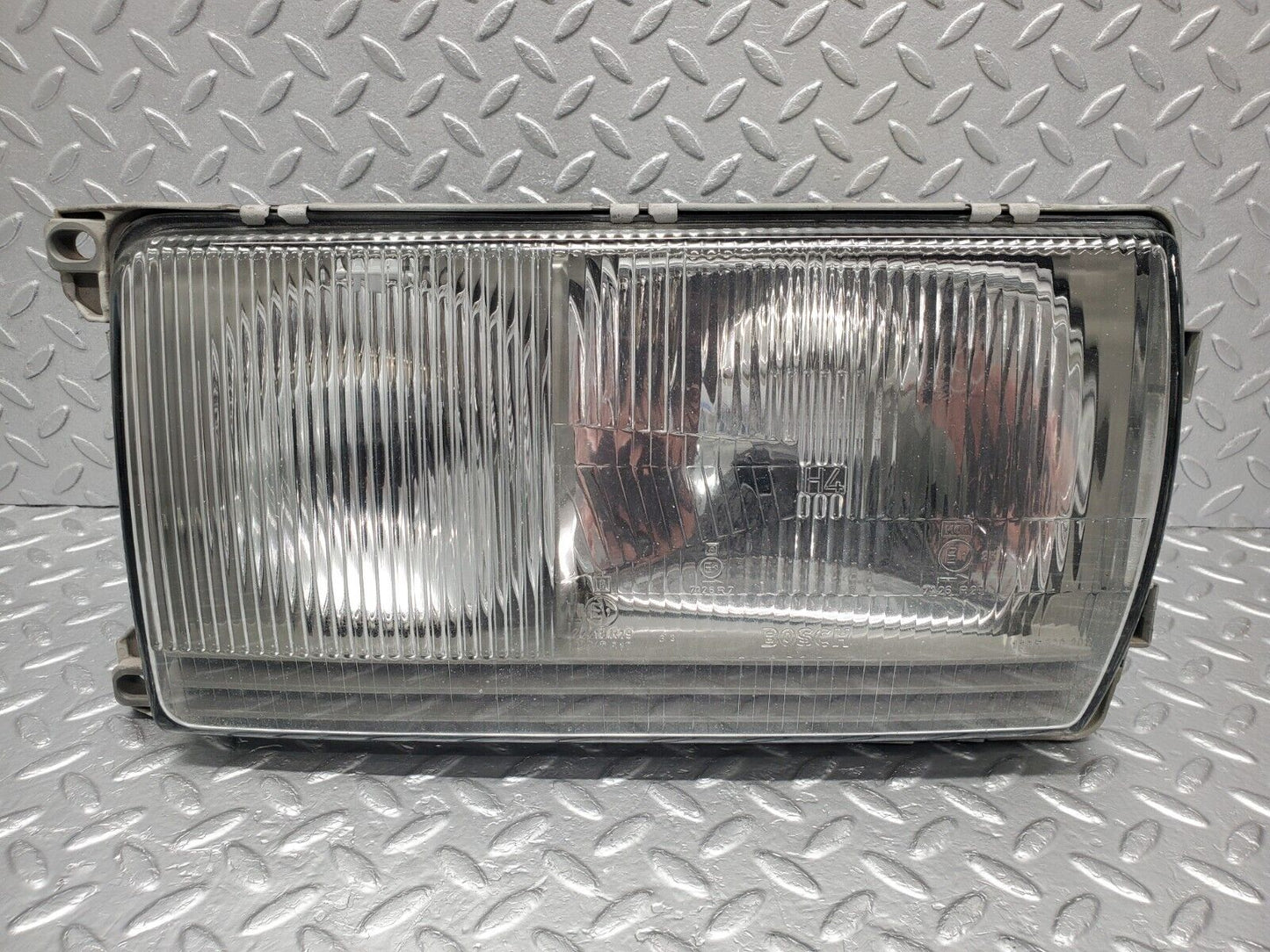 46453 Mercedes-Benz C123 280CE Coupe Headlight Bosch Left 1305620202 0028200761