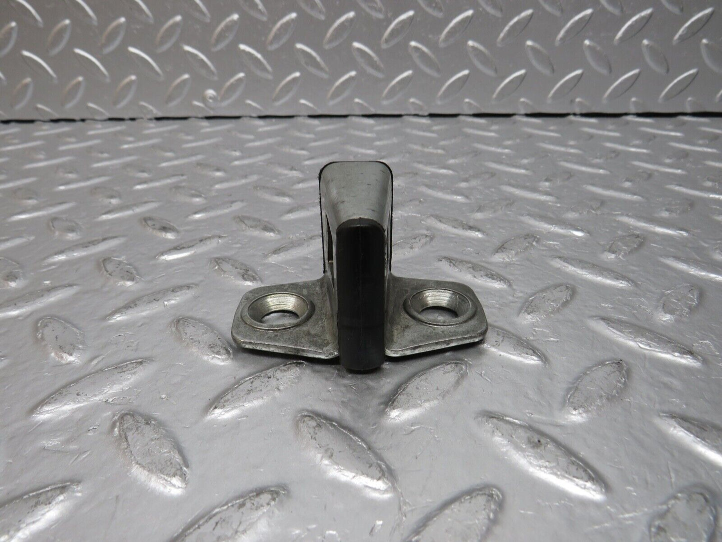 30481 Mercedes-Benz W124 230E Door Lock Latch