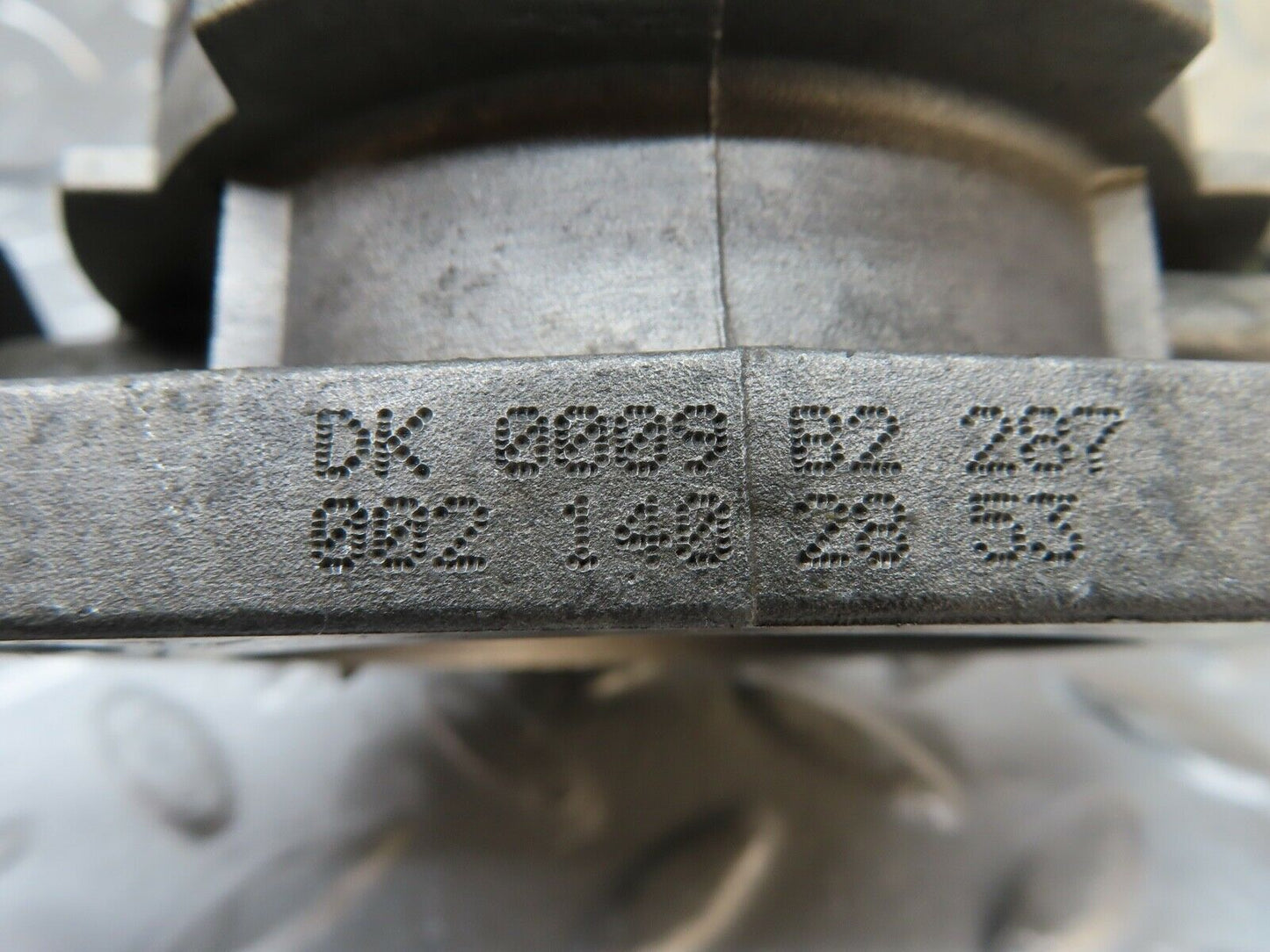 20037 Mercedes-Benz R129 300SL Coupe Throttle Body Valve 0021402853