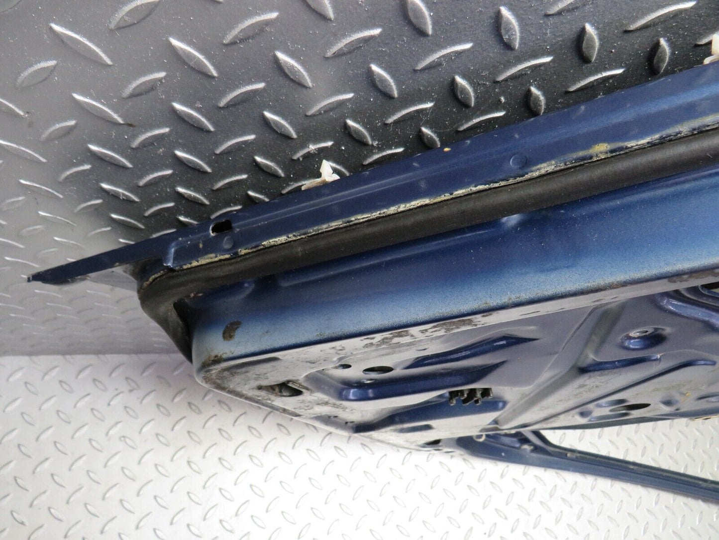 31416 Mercedes-Benz S124 220TE Wagon Front Left Door