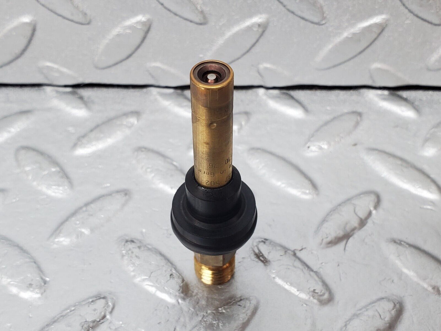 45335 Mercedes-Benz 280E M110.983 Fuel Injector Bosch 0437502047