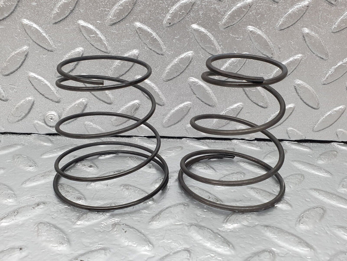 44235 Mercedes-Benz C107 350SLC Coupe Automatic Gearbox Piston Spring 722.001