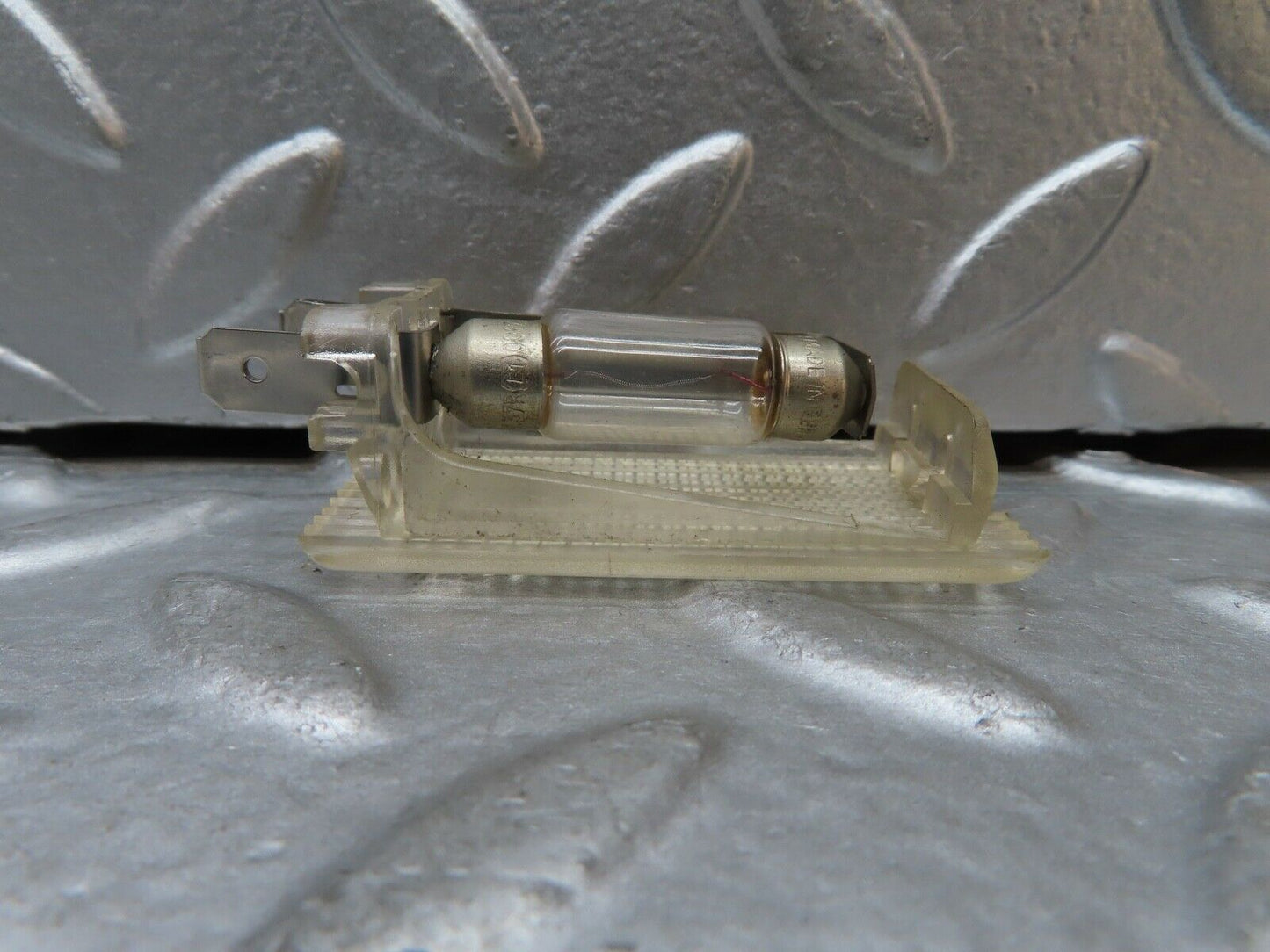 21200 Mercedes-Benz W123 230E Glove Box Light