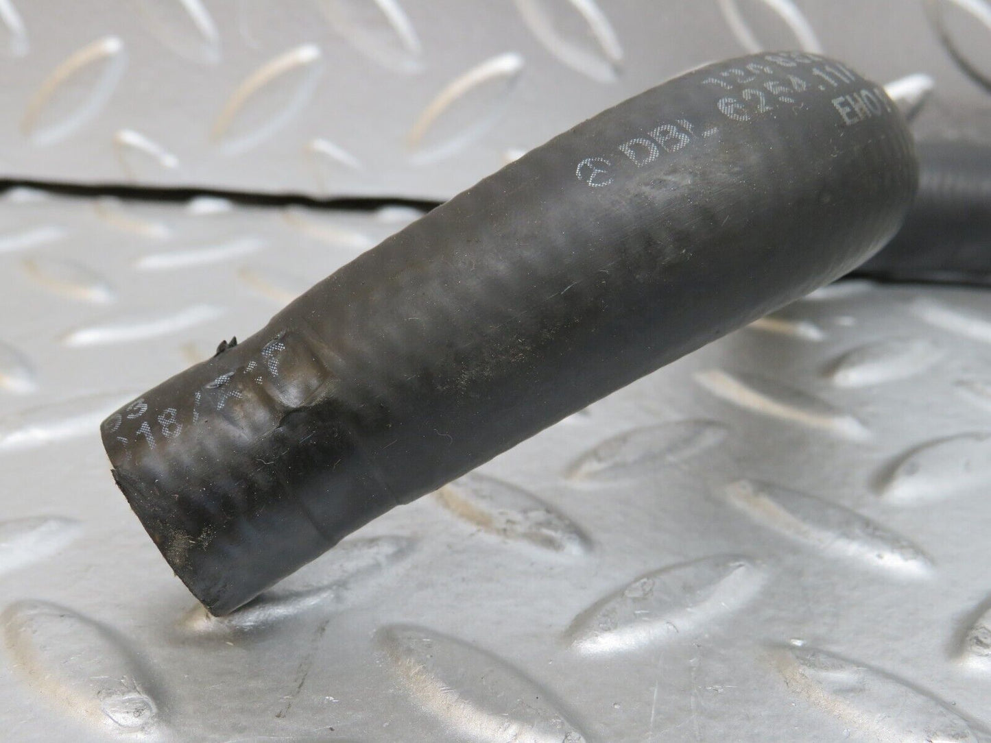 29155 Mercedes-Benz C124 320CE Coupe Heater Hose 1248327093