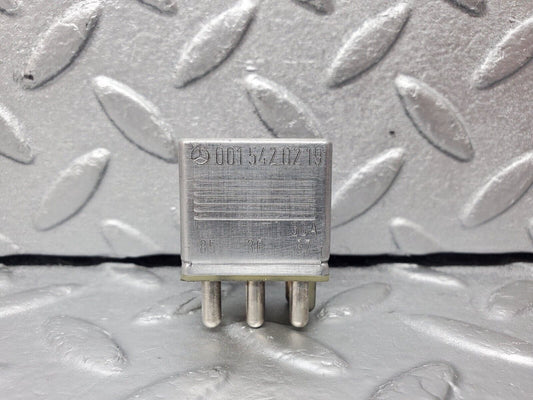 45537 Mercedes-Benz W126 420SE Multi Purpose Relay 0015420219