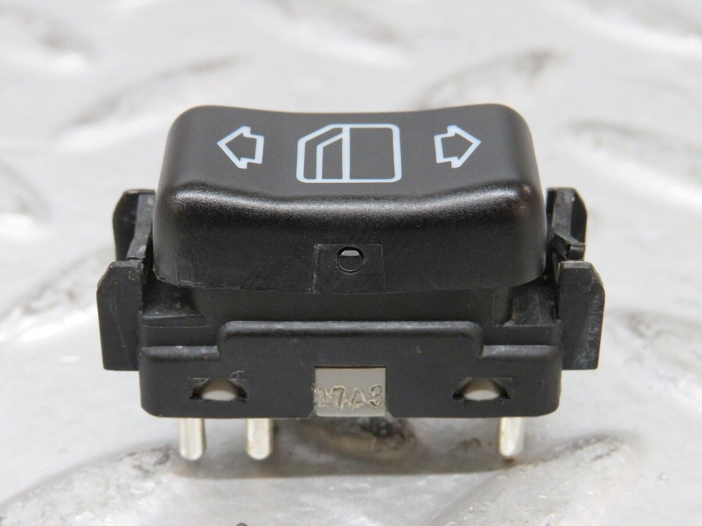 26410 Mercedes-Benz C124 220CE Electric Window Switch Right 1248209410