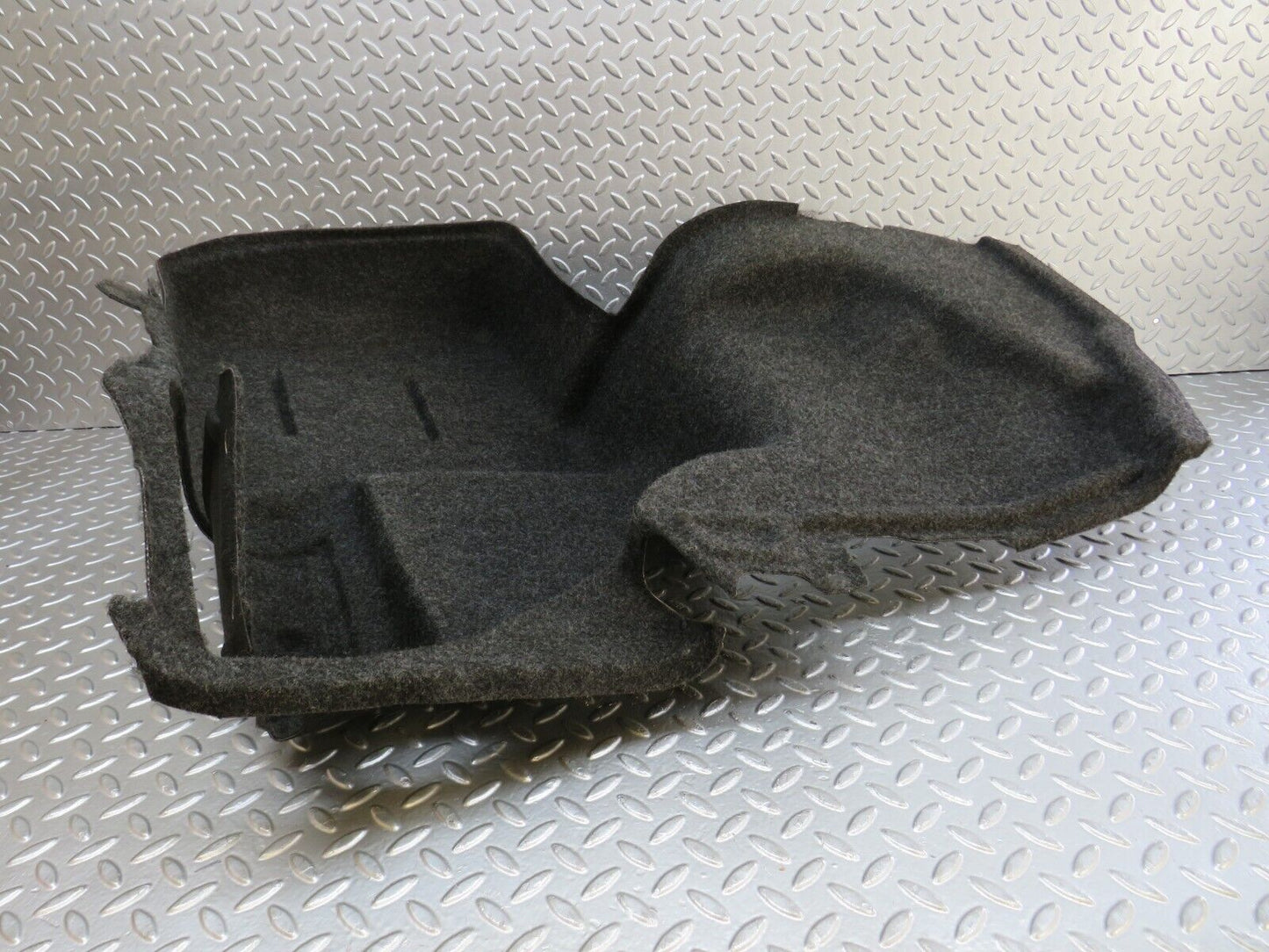 33213 Mercedes-Benz W202 C180 Trunk Boot Panel Cover Right Grey 2026932891