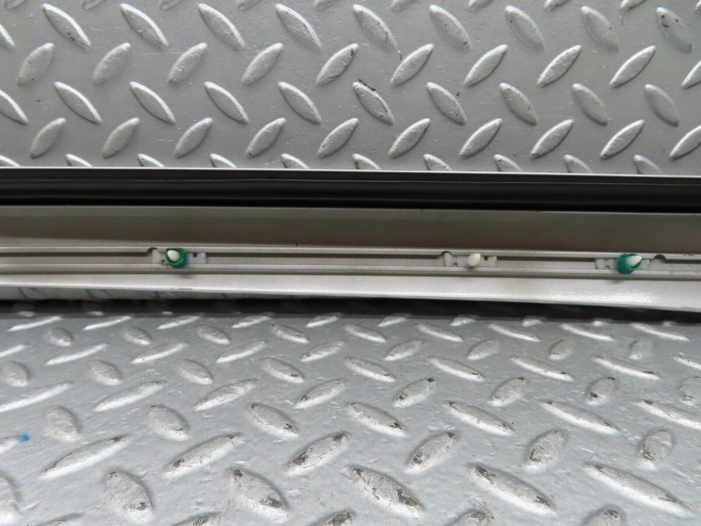 19496 Mercedes-Benz C140 CL420 Coupe A Pillar Exterior Cover Left Side