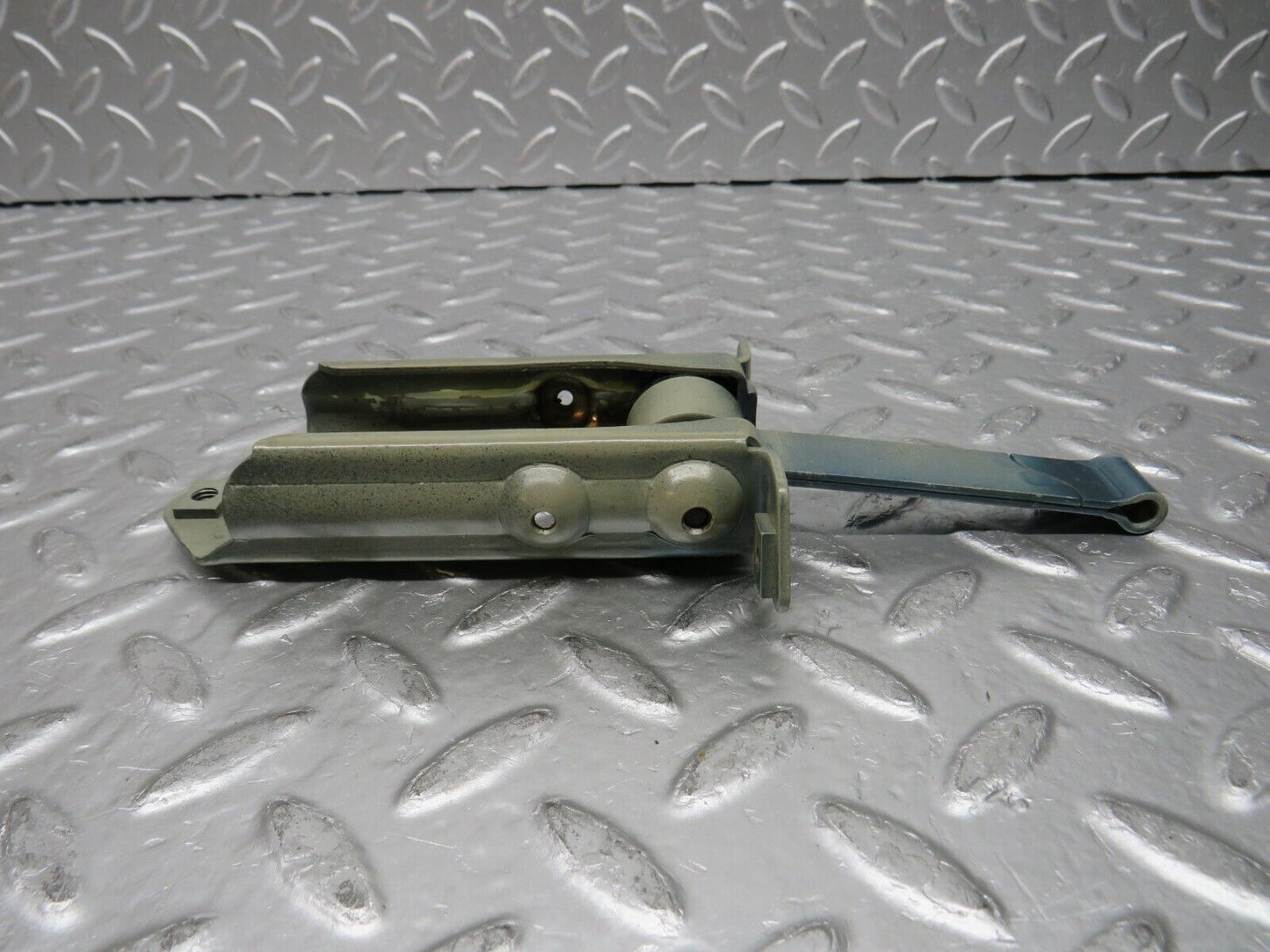 30677 Mercedes-Benz W201 190E Door Safety Check Strap