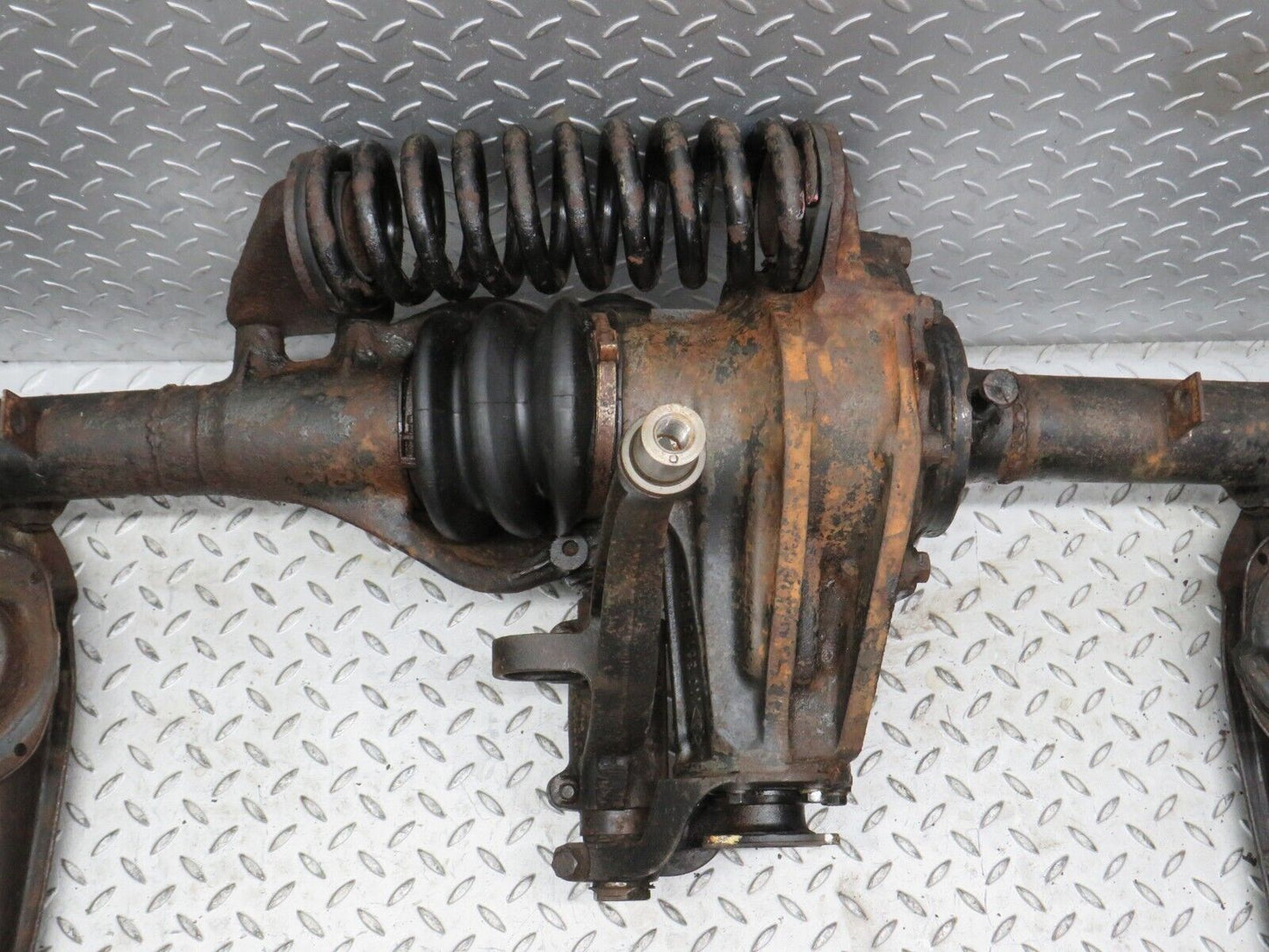 40535 Mercedes-Benz W110 230 Rear Axle With Differential Ratio 4.08 1103510701