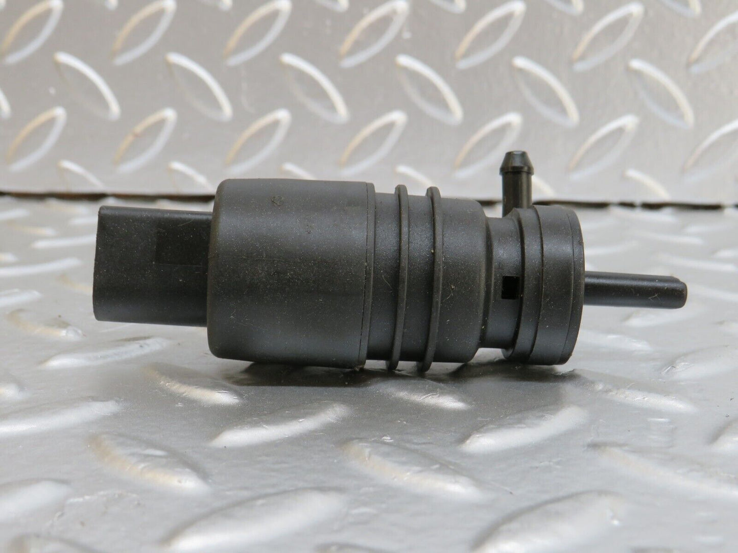 25035 Mercedes-Benz W140 S320 Windscreen Washer Pump Vdo