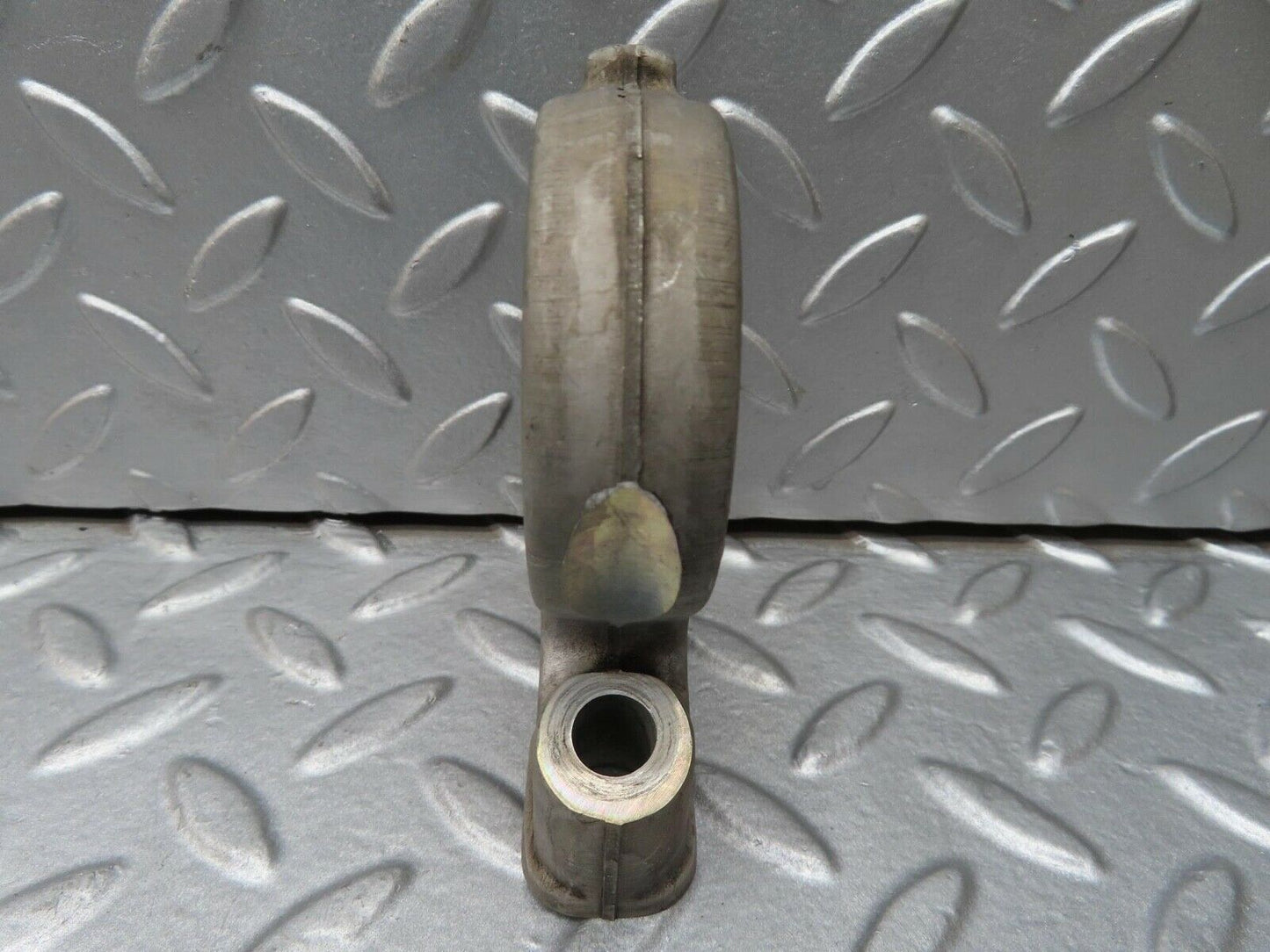 16550 Mercedes-Benz C107 350SLC Coupe Camshaft Tower Bearing 1160512112