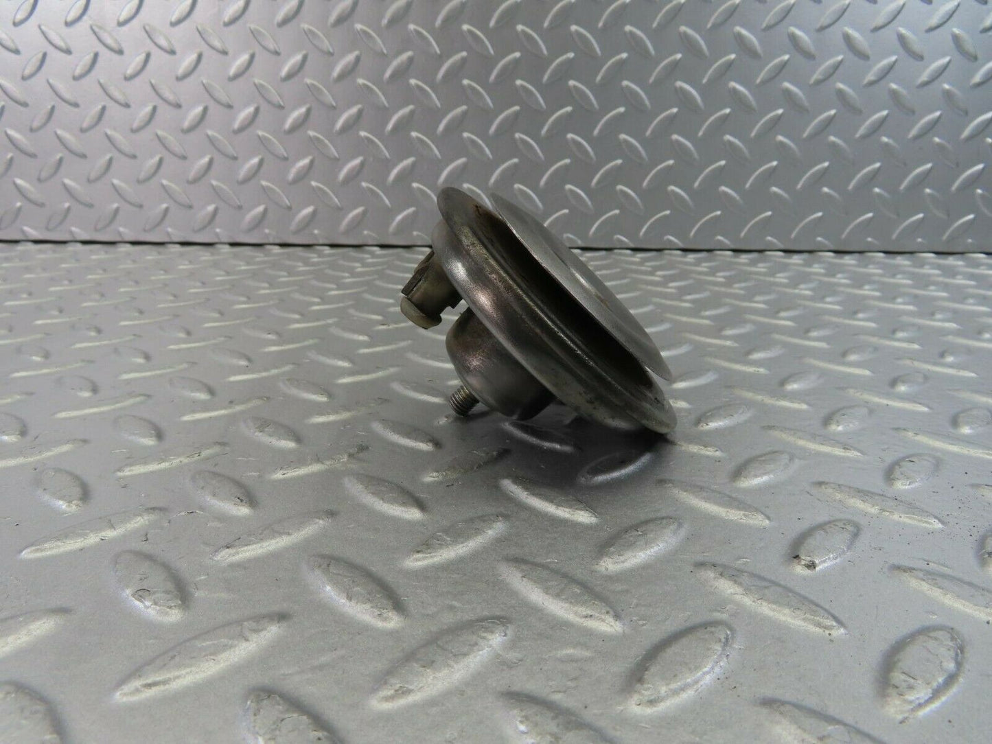 9894 Mercedes-Benz C123 230CE Coupe Horn