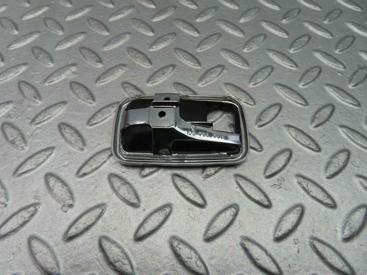 9909 Mercedes-Benz C123 230CE Coupe Chrome Frame For Door Opener 1087660611