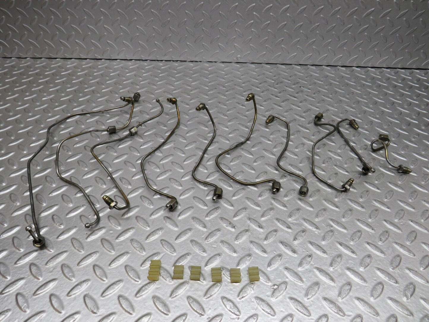 37119 Mercedes-Benz C126 420SEC Coupe Fuel Line Pipe Set