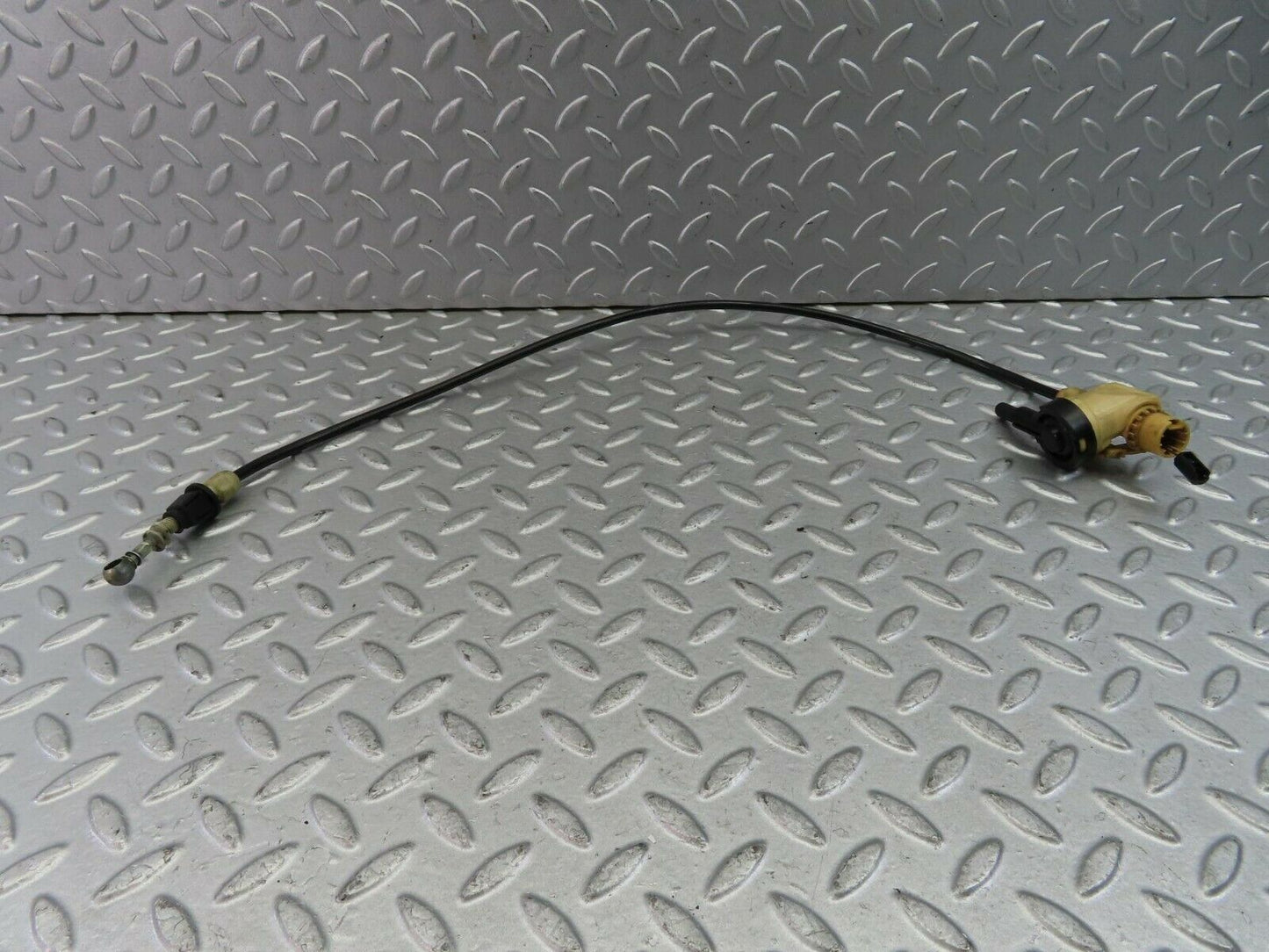 9728 Mercedes-Benz C124 300CE Automatic Gearbox Kickdown Cable