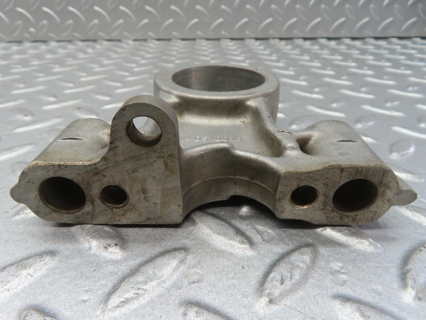 13361 Mercedes-Benz W111 230S Camshaft Tower Bearing 1140510016