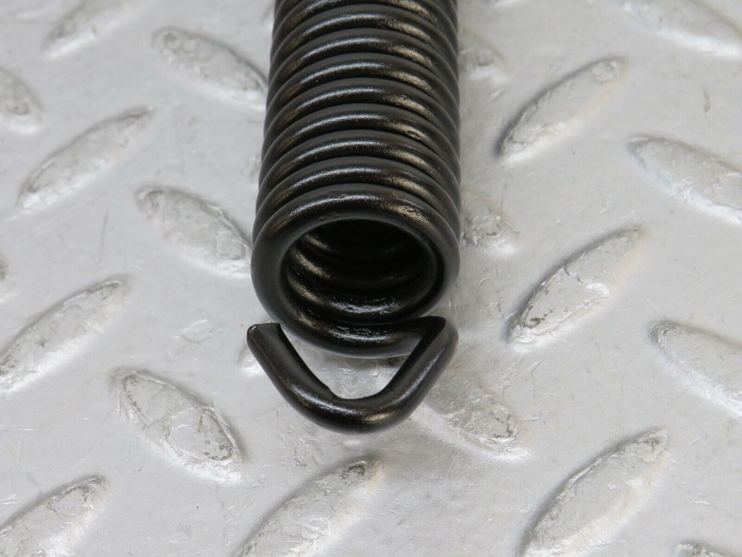 35784 Mercedes-Benz W108 Bonnet Hinge Spring