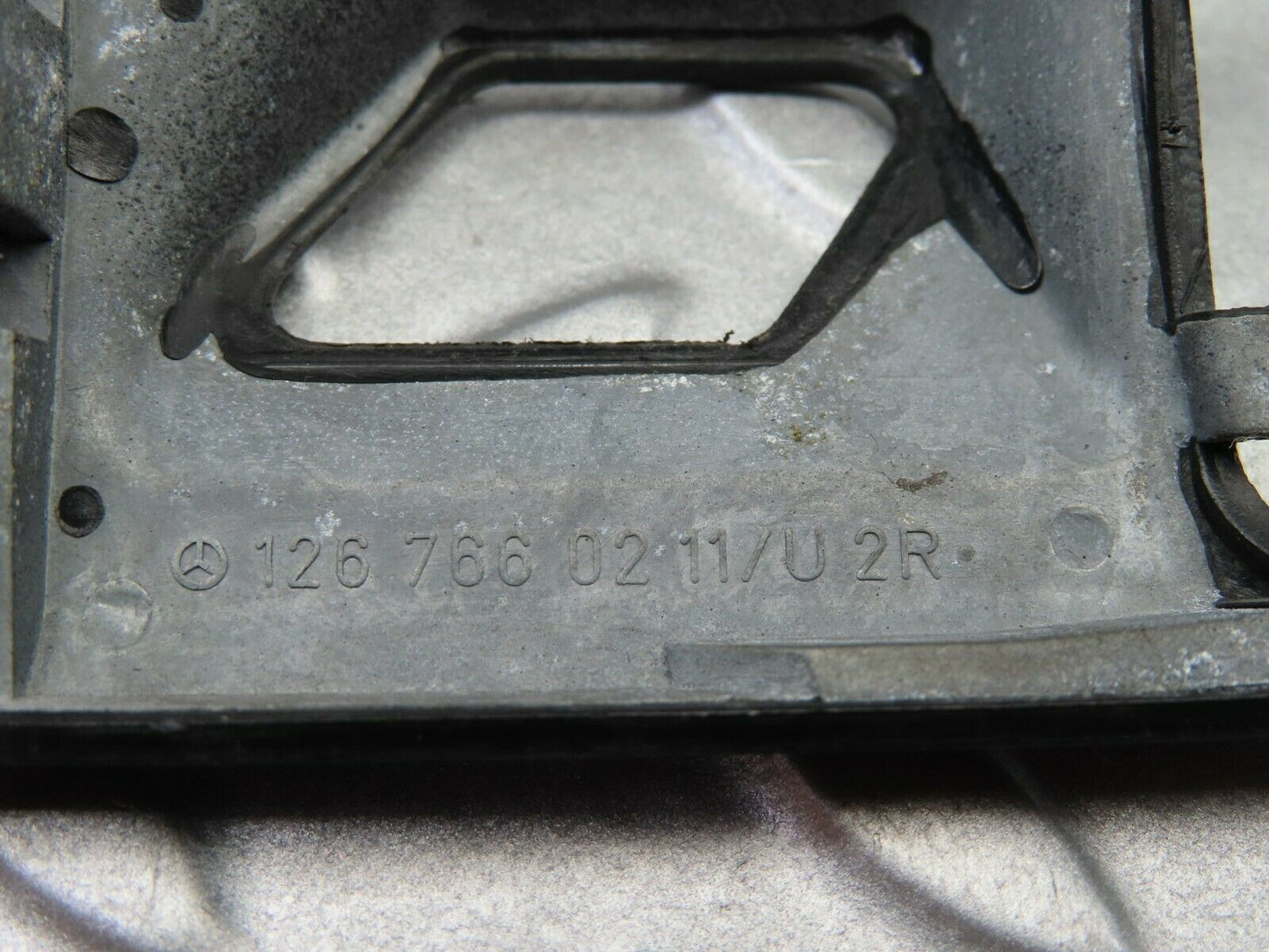 6061 Mercedes-Benz W126 380SE Rear Right Interior Door Handle Frame 1267660211