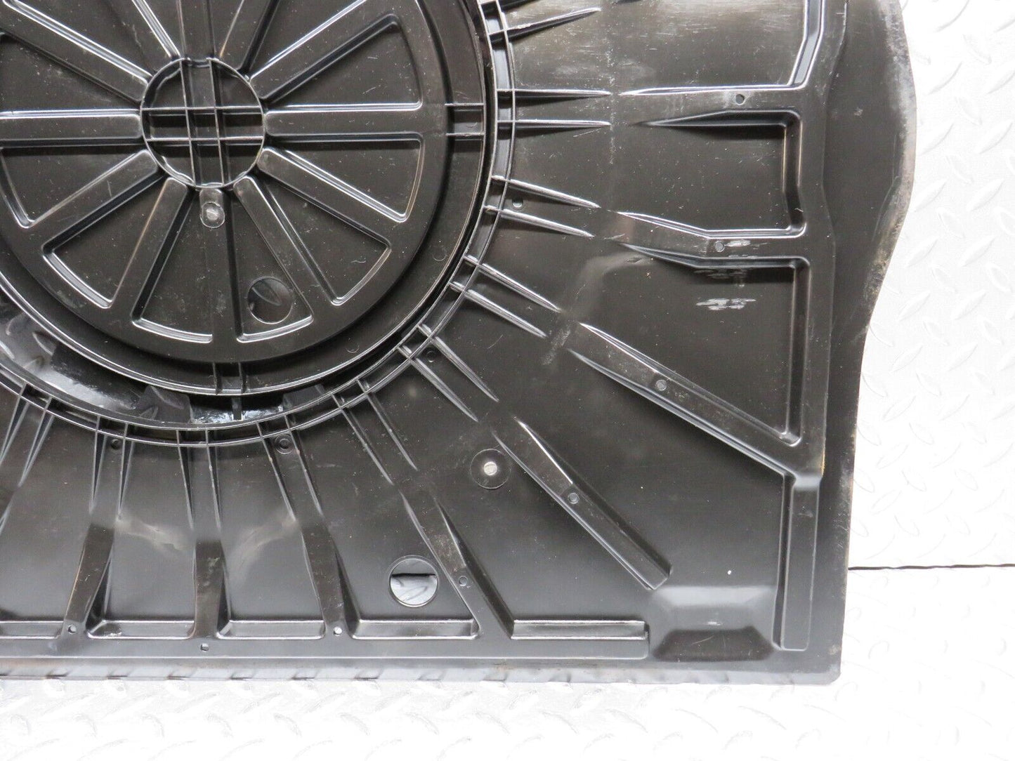 38787 Mercedes-Benz W201 190E 2.6L Boot Trunk Spare Wheel Cover 2016931633 2016930014
