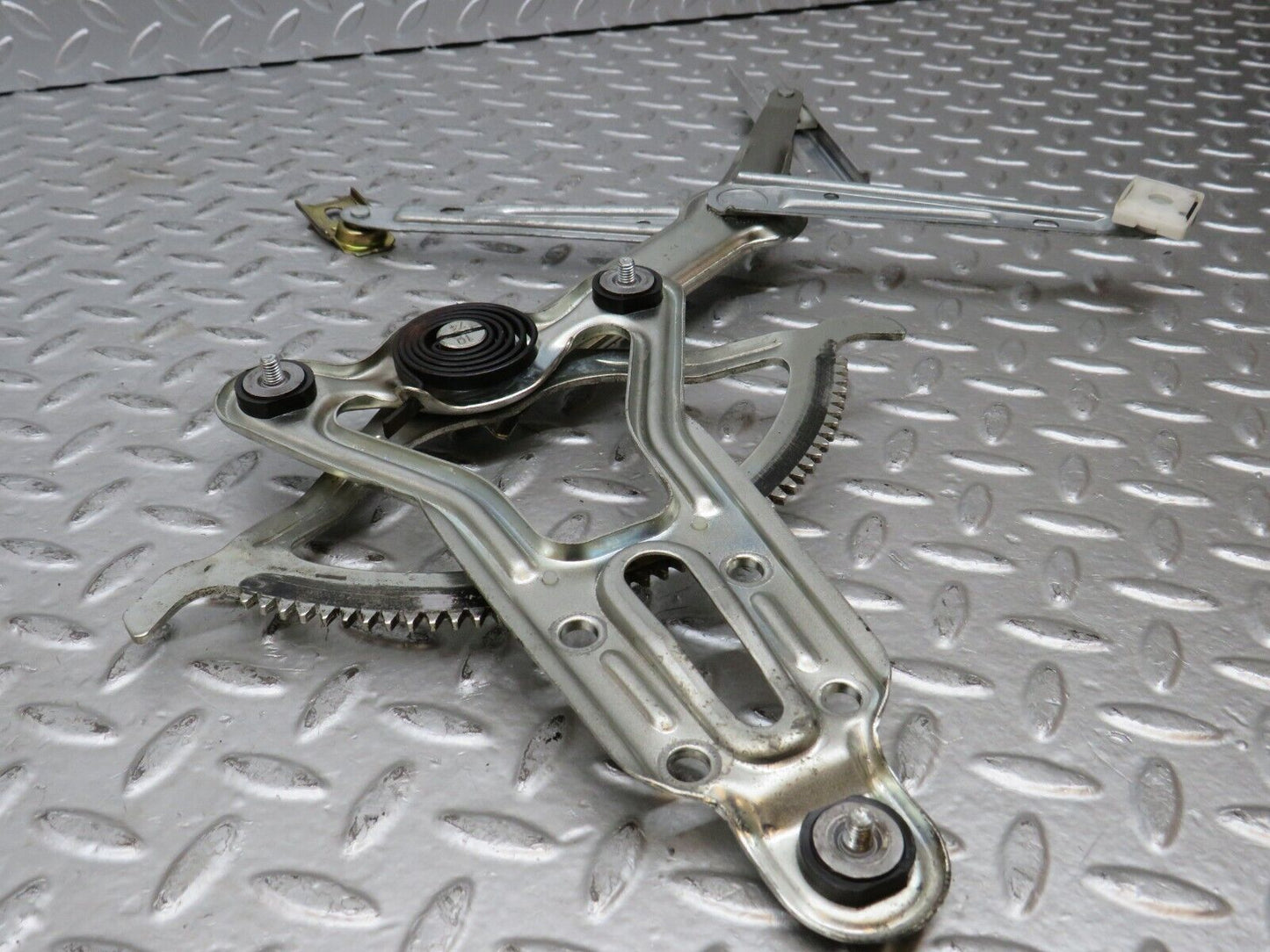 27673 Mercedes-Benz S124 300TE Wagon Front Right Power Window Regulator