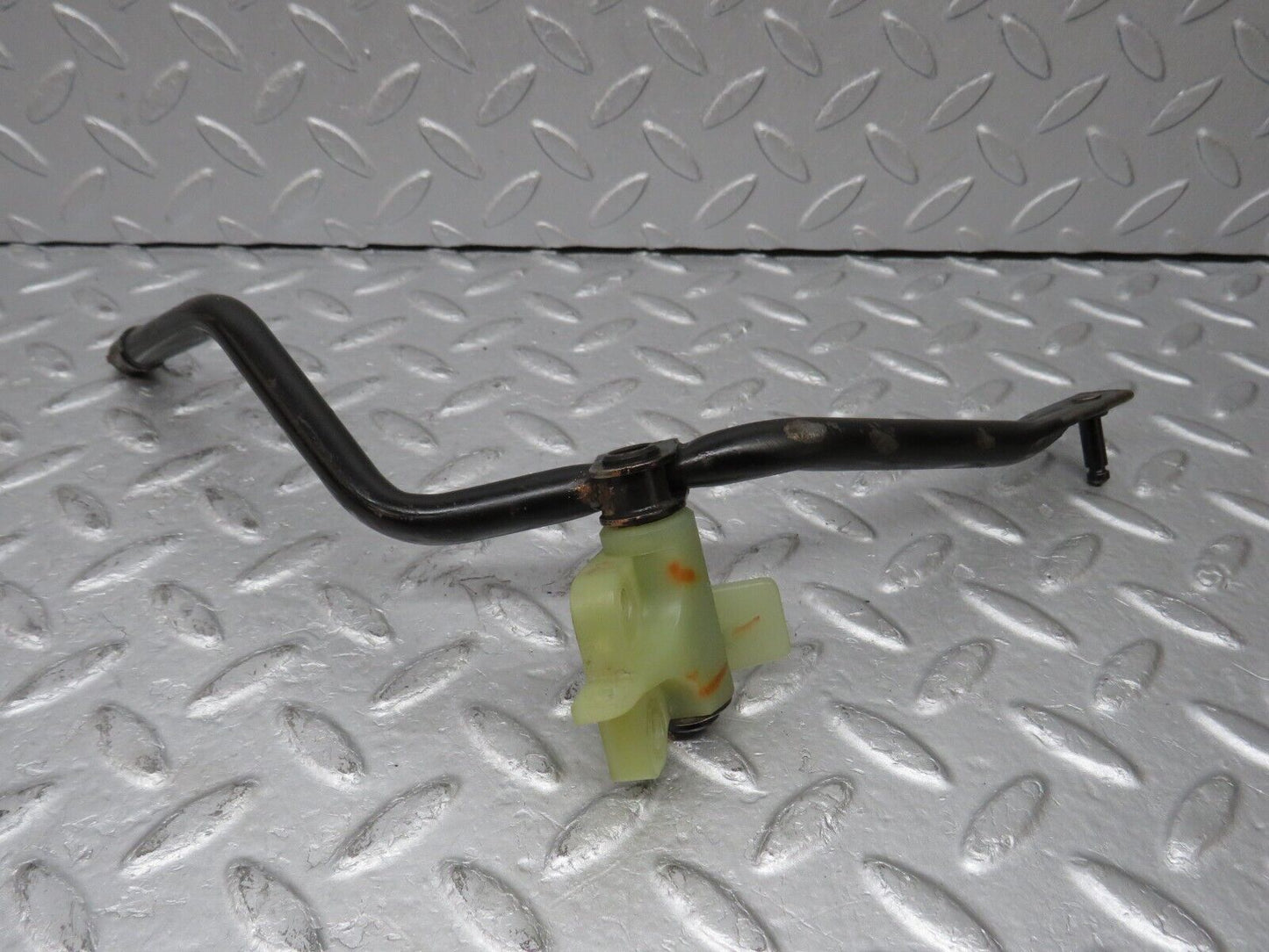 36711 Mercedes-Benz W201 190E 2.0L Accelerator Pedal Linkage 2013010218