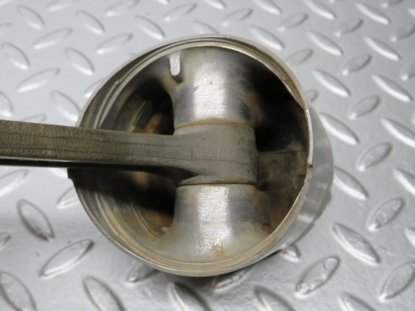 30913 Mercedes-Benz W201 190E 2.0L Piston With Connecting Rod 88.975mm 10203