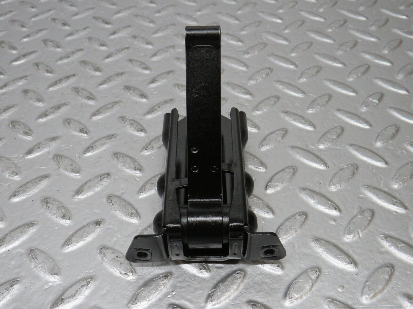 31532 Mercedes-Benz S124 220TE Wagon Door Safety Check Strap