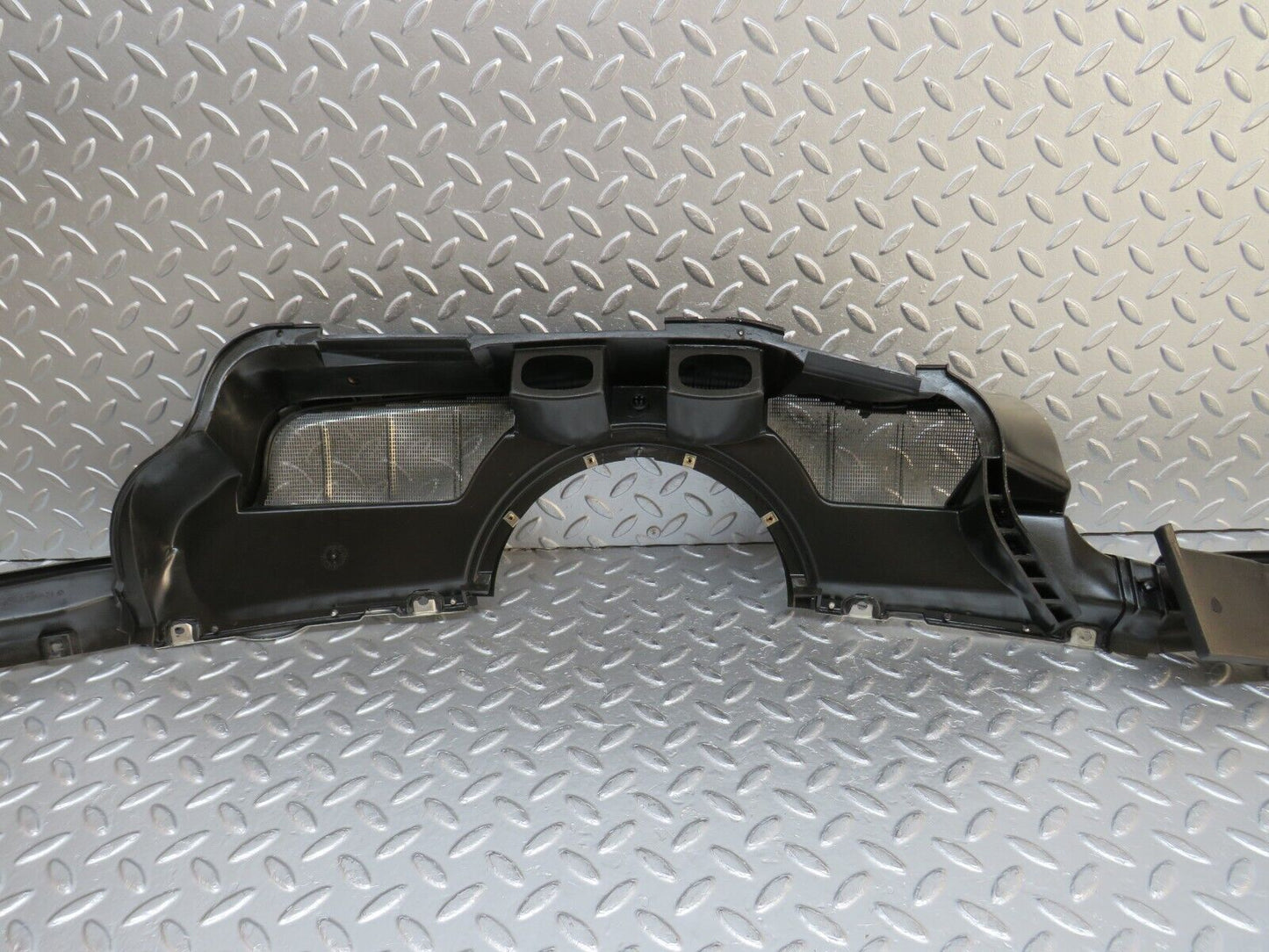 32516 Mercedes-Benz S124 300TE Wiper Mechanism Cover 1246200973 1246202667
