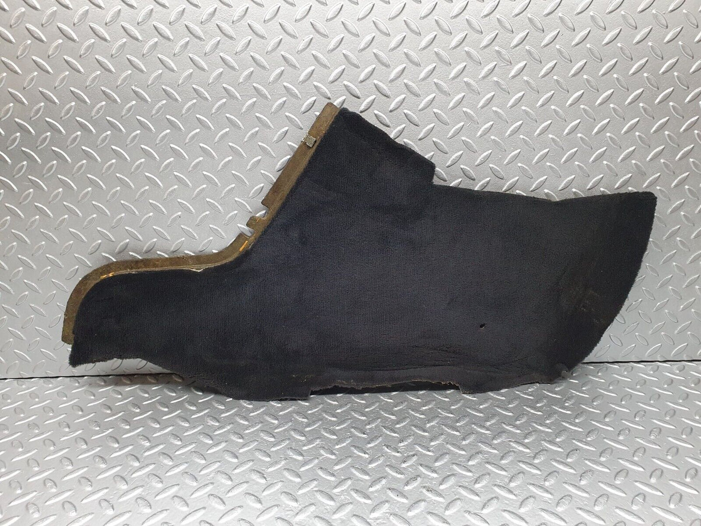 40720 Mercedes-Benz W123 300D Centre Console Carpet Right Side Black