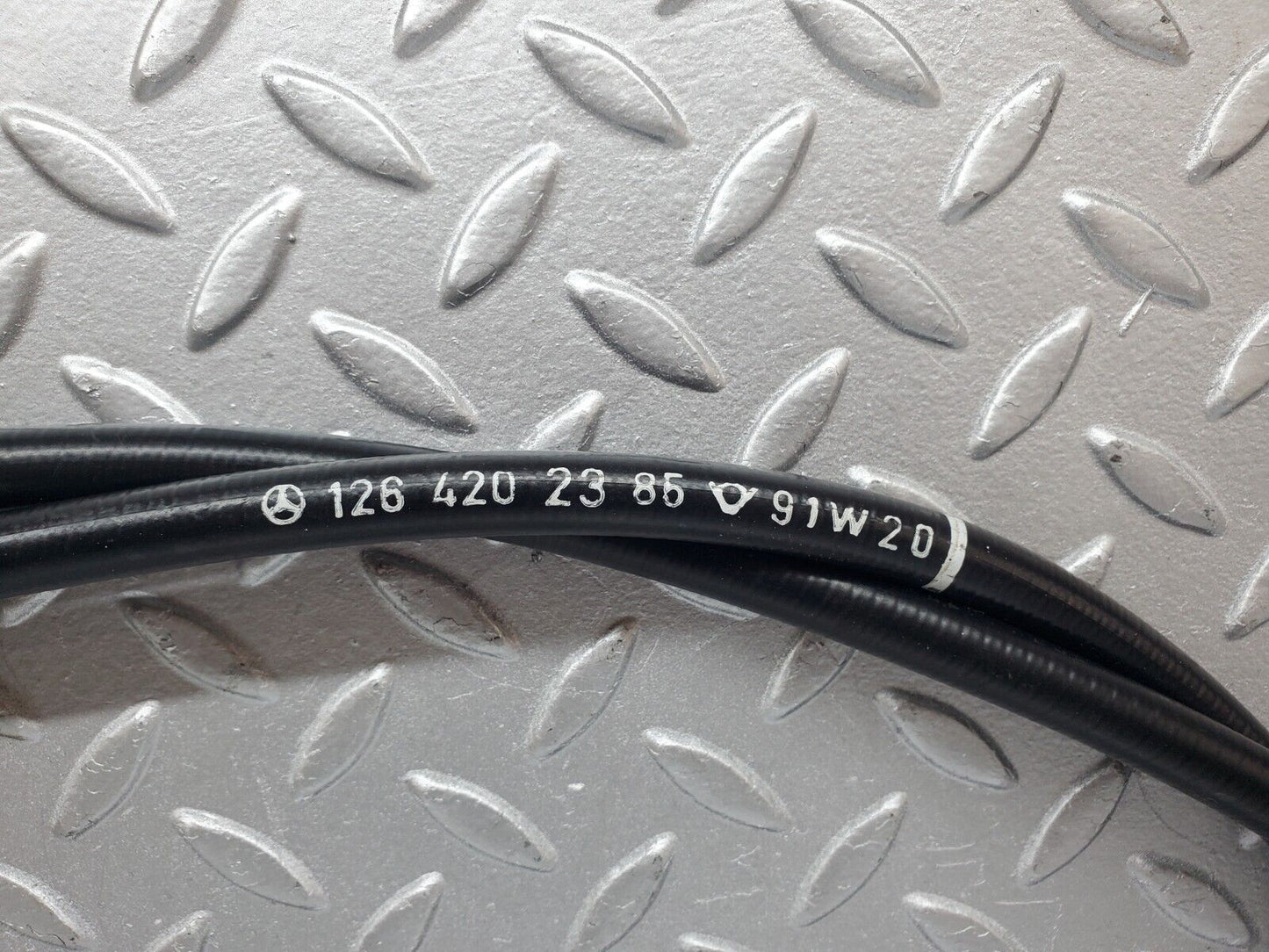 45805 Mercedes-Benz W126 420SE Handbrake Cable 1264202385