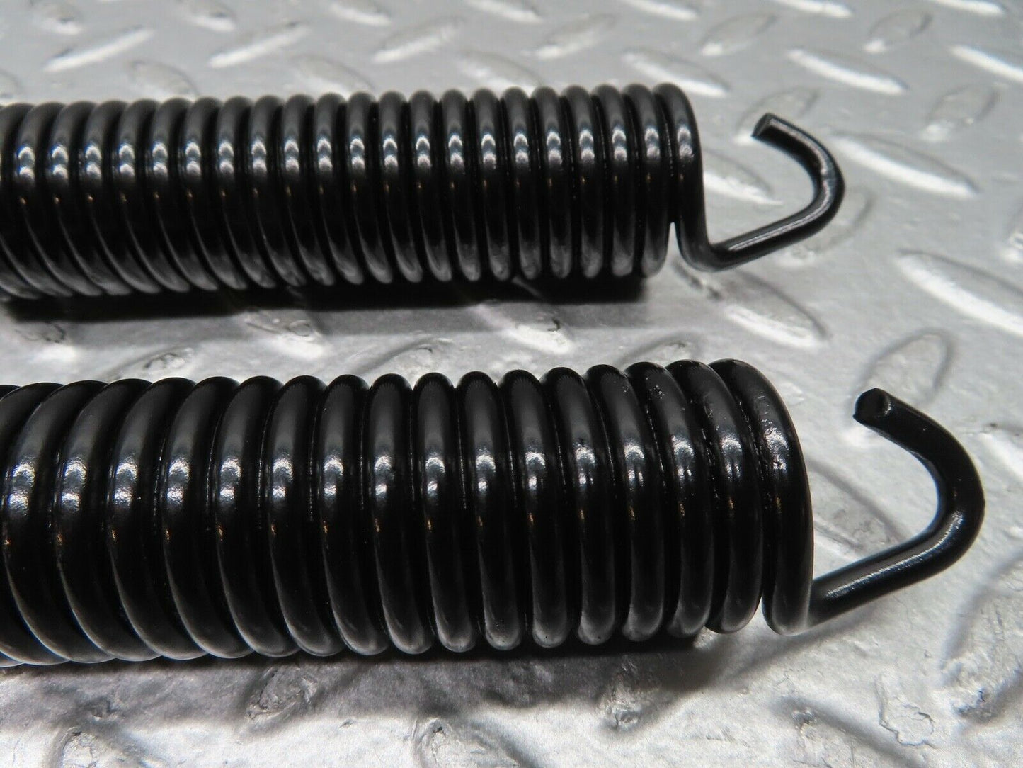 20889 Mercedes-Benz W114 250CE Coupe Bonnet Hinge Spring Pair