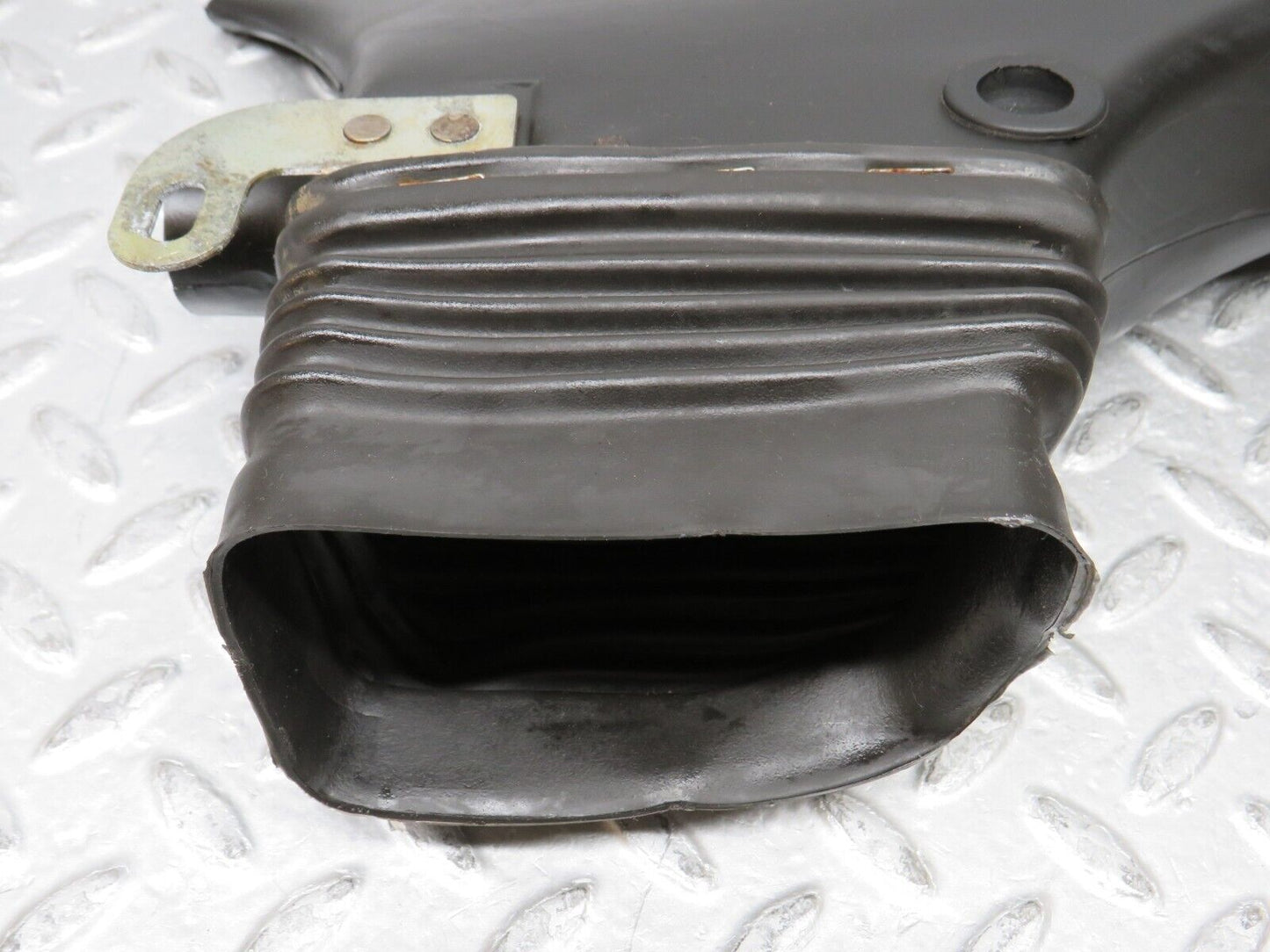 37430 Mercedes-Benz W109 300SEL Dashboard Air Vent Duct Left Side 1088310788