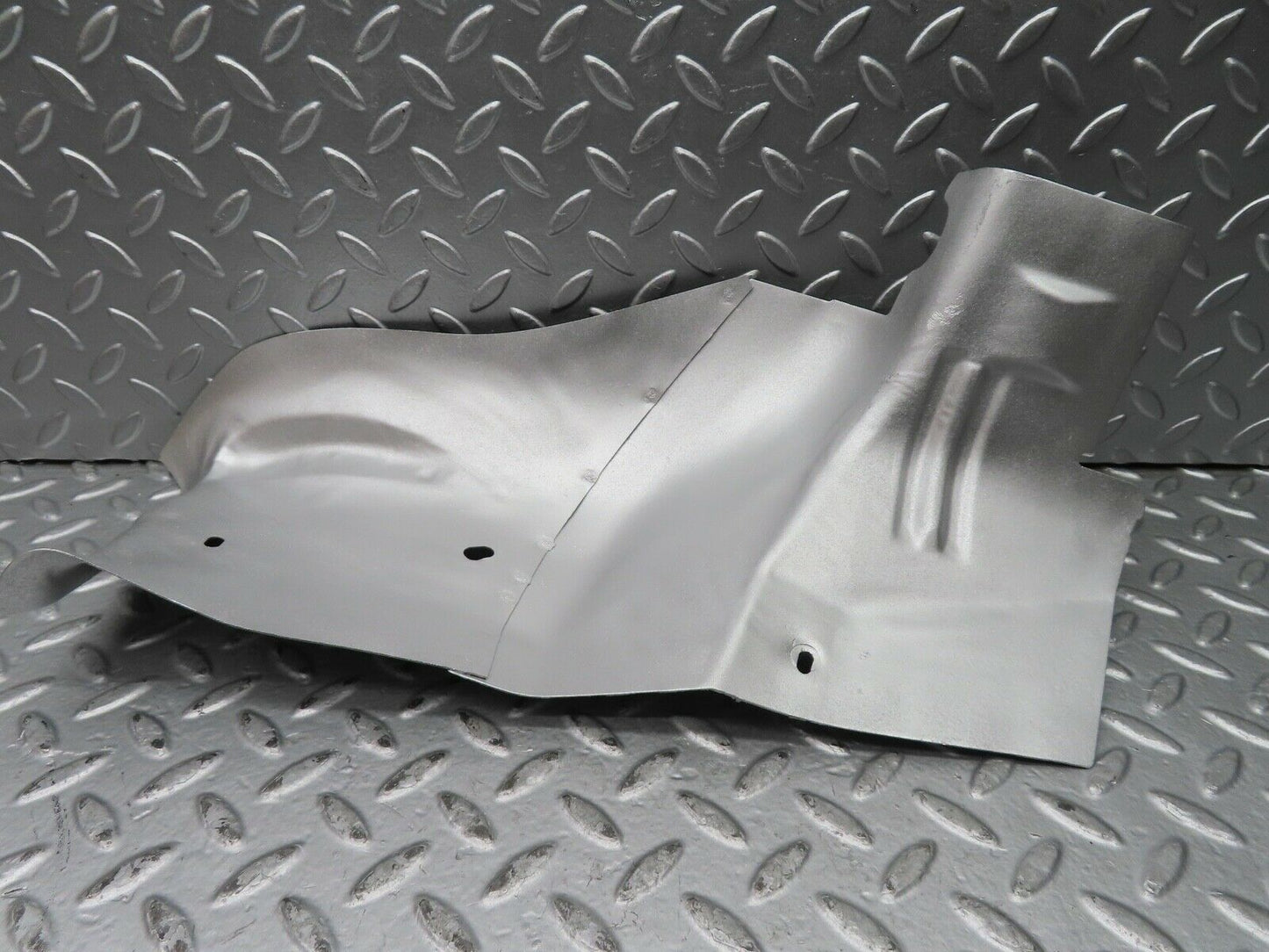 21676 Mercedes-Benz W126 300SE Exhaust Heat Shield