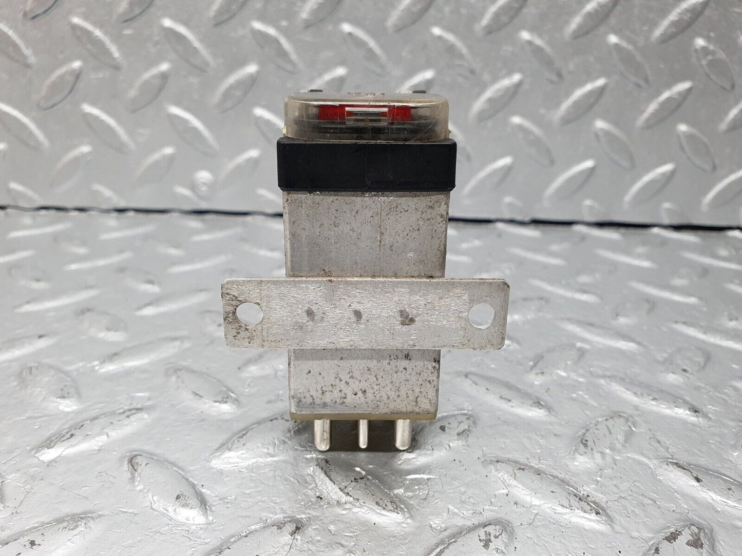 40968 Mercedes-Benz W126 300SE Overload Relay 2015403845