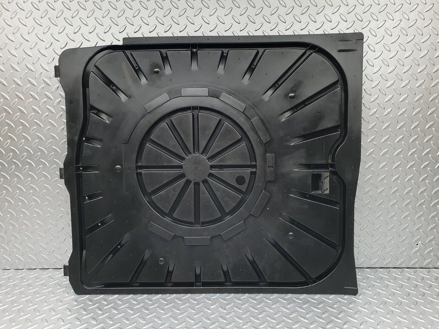 41480 Mercedes-Benz W124 200E Spare Wheel Cover 1246933133