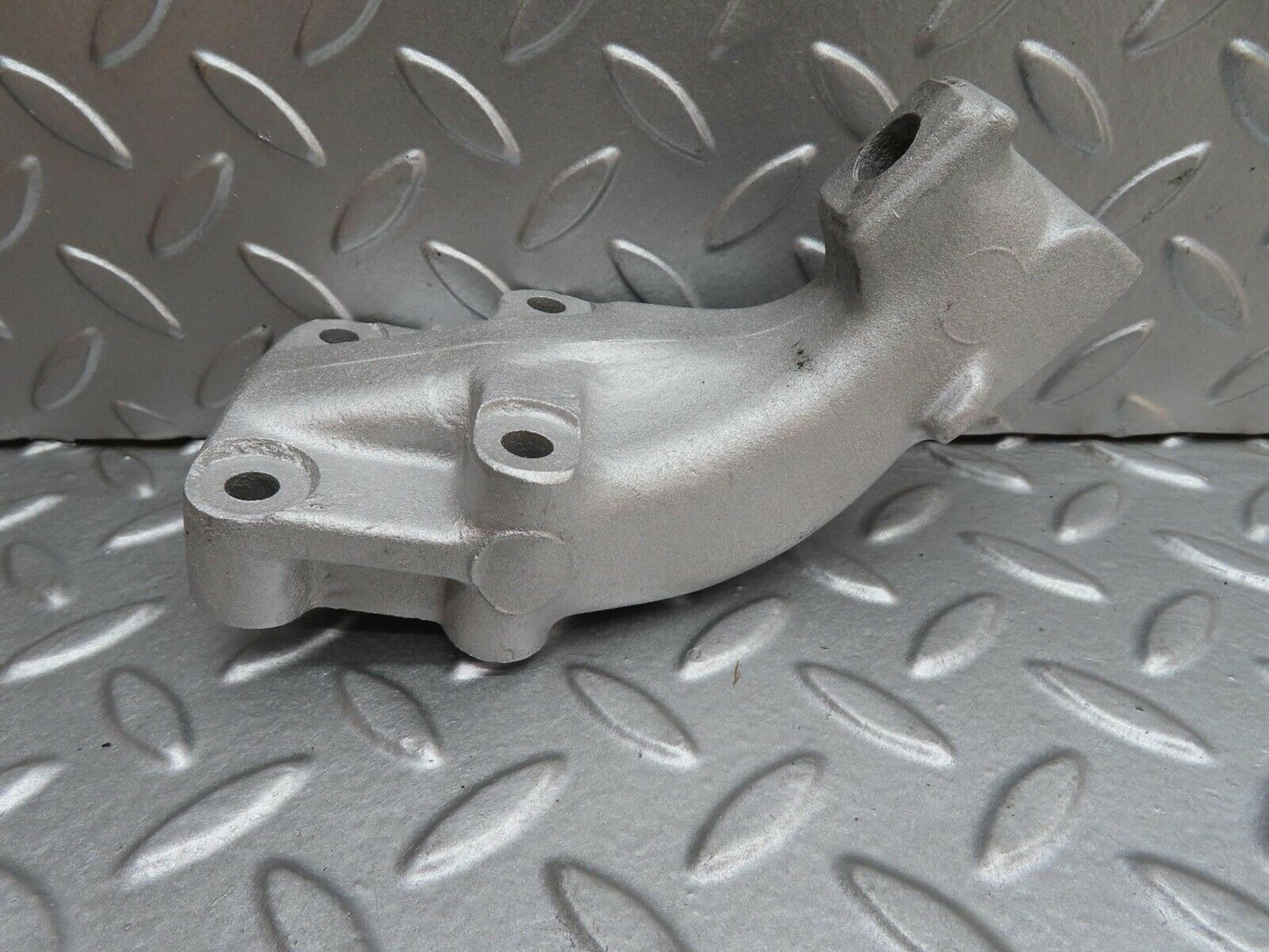 13709 Mercedes-Benz R107 450SL Engine Mount Bracket Left Side 1162234404