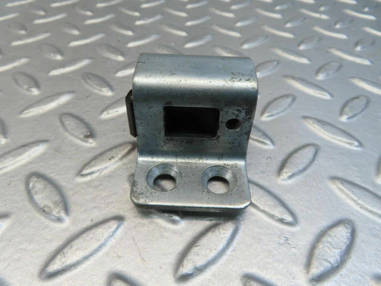 11421 Mercedes-Benz C123 230CE Coupe Door Lock Latch Right Side