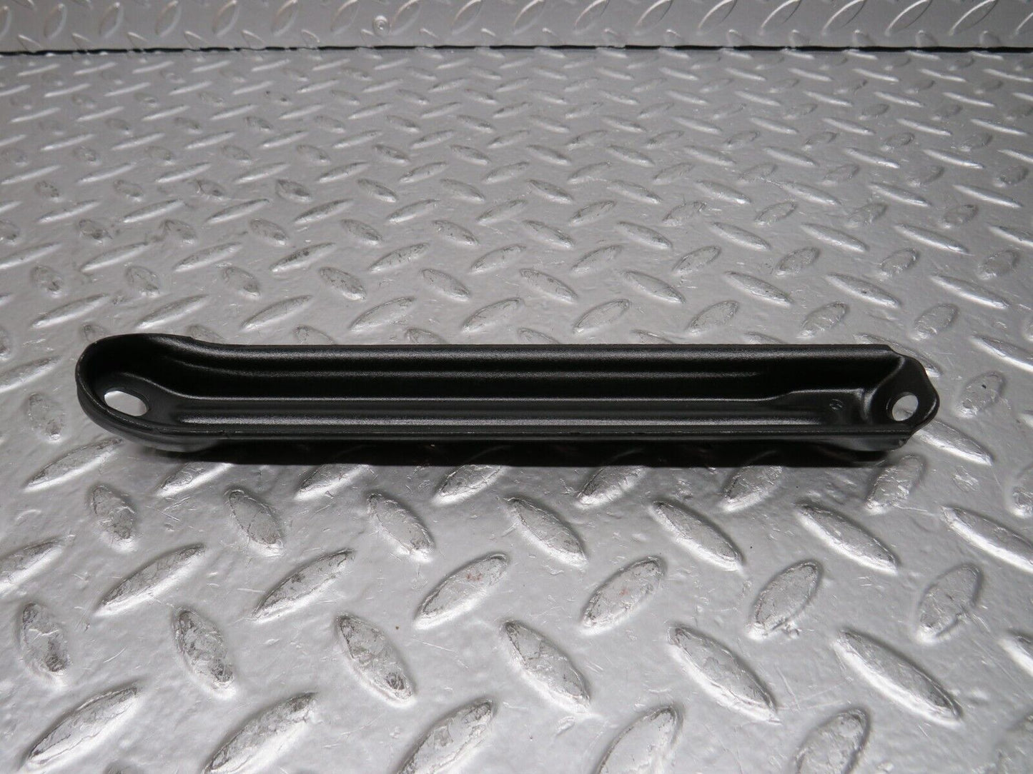 29523 Mercedes-Benz W124 230E Air Intake Manifold Bracket